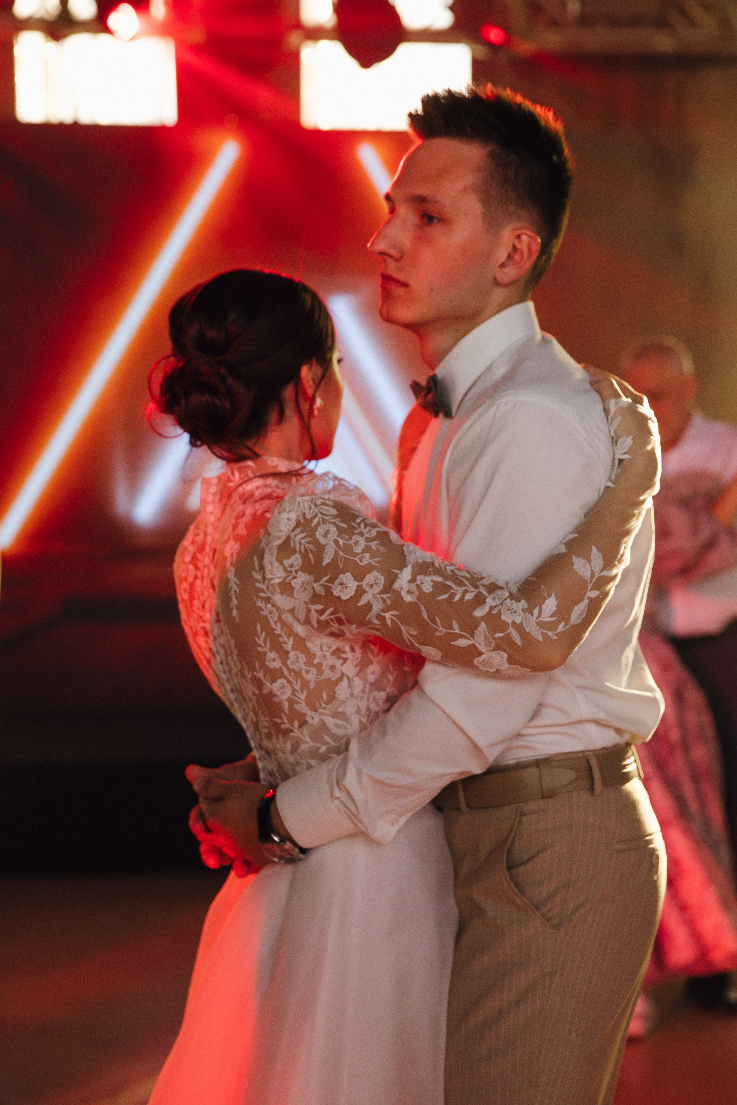 Банкет (Ксения & Никита). Свадебные фотографы в г. Сургут Маркова Наталья и Замахина Елена