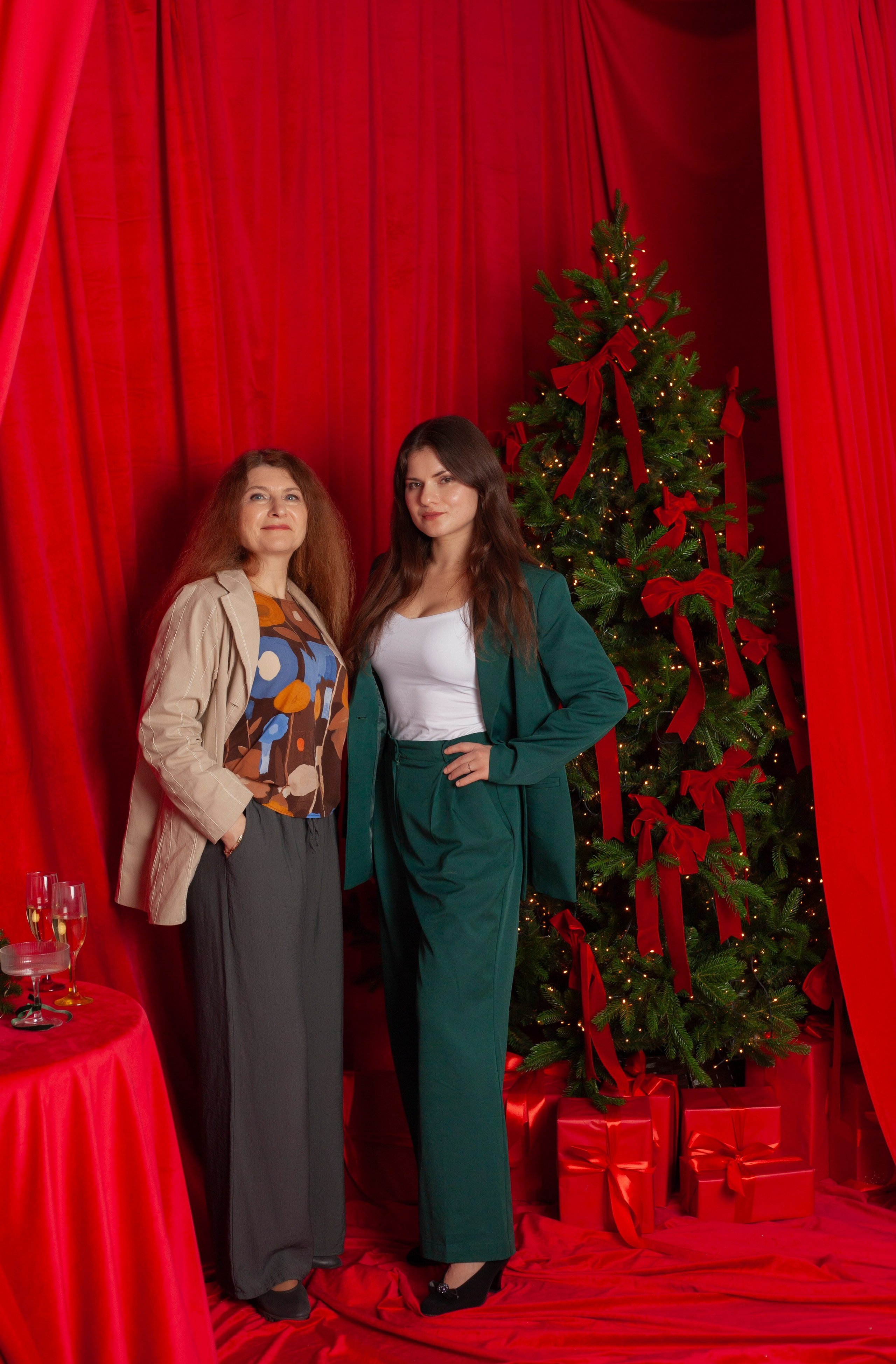 Семья в студии