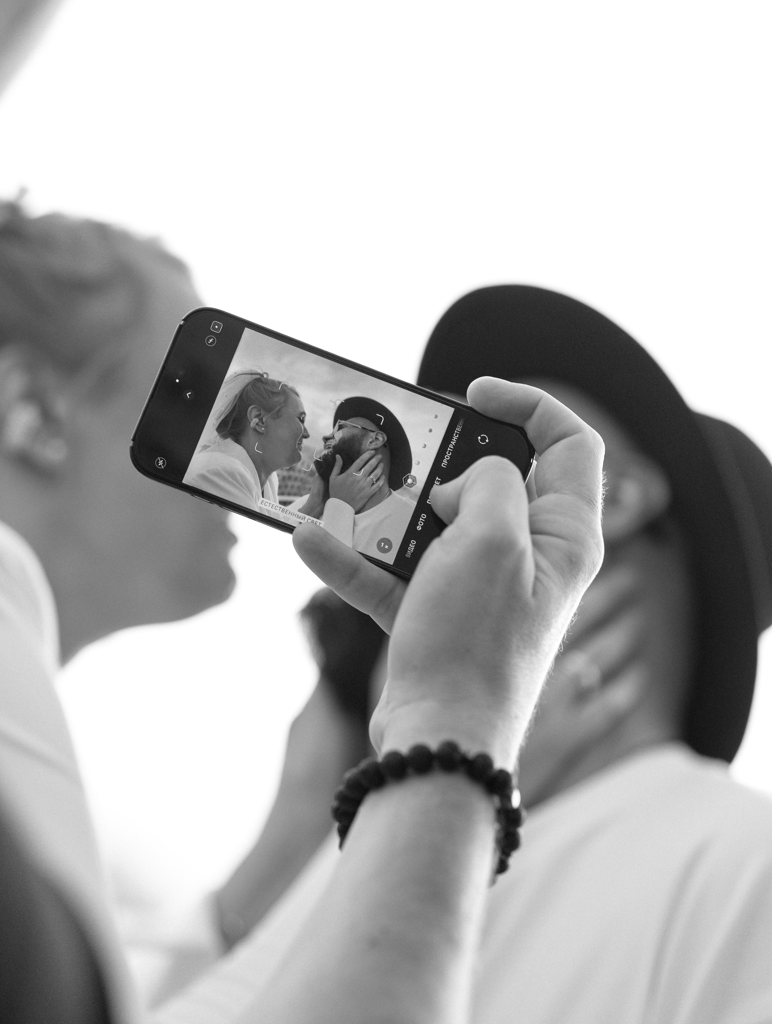 Вечер в кругу близких в отеле Continental. Свадебный фотограф в Москве Наталья Струкова