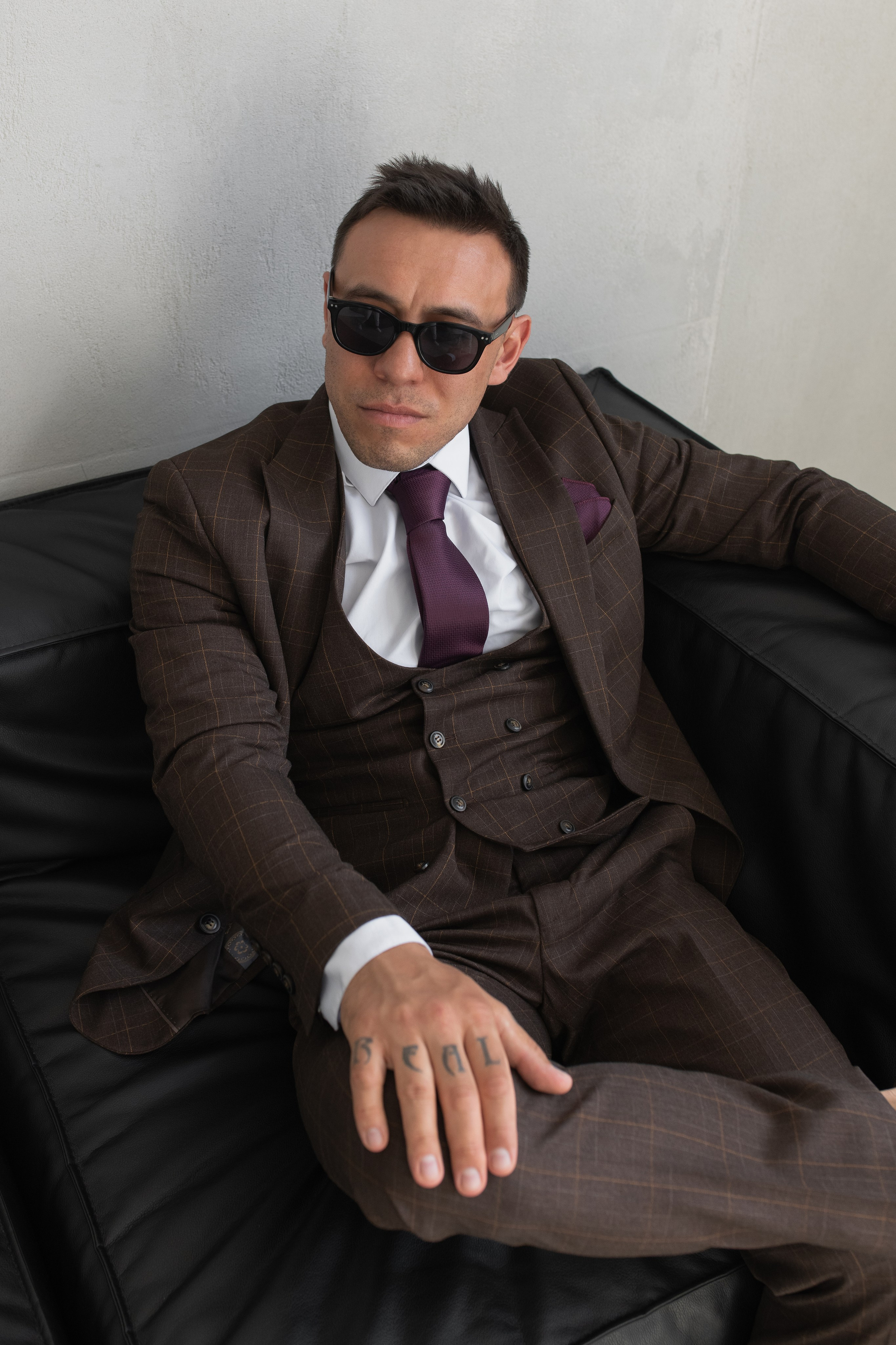 Контент-съёмка для бренда мужских костюмов «Дом Капитана». Свадебный фотограф Екатеринбург/Челябинск — Любовь Волохова