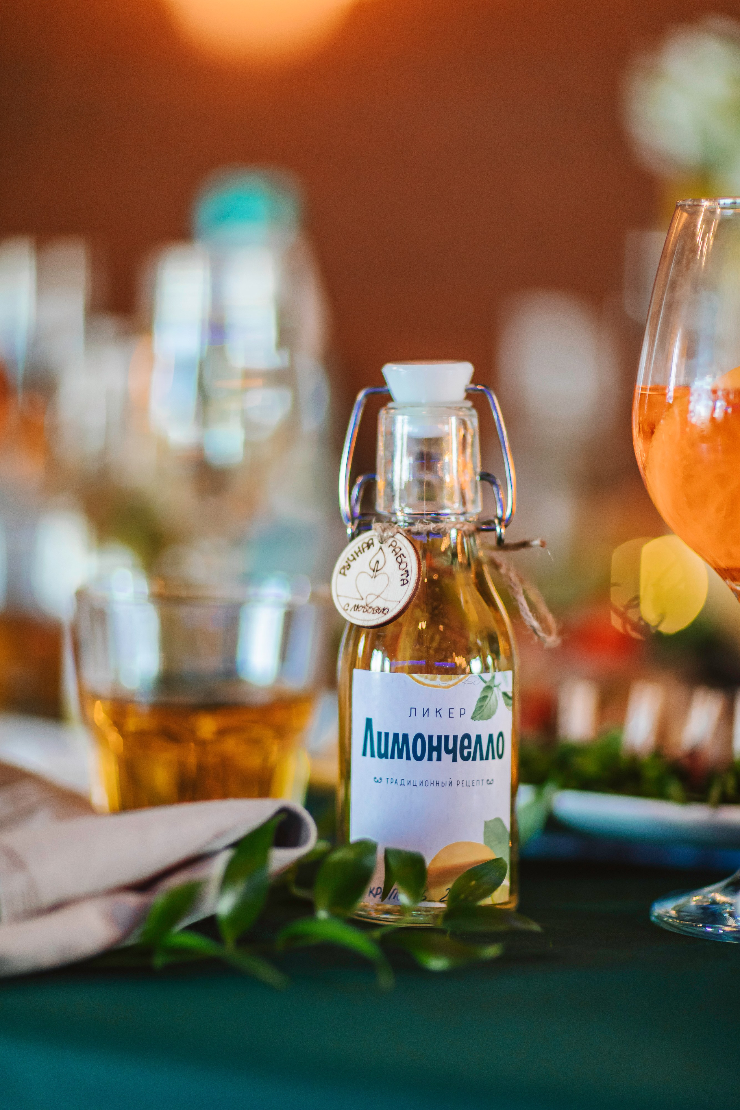 С ЛЮБОВЬЮ, ТИНДЕР