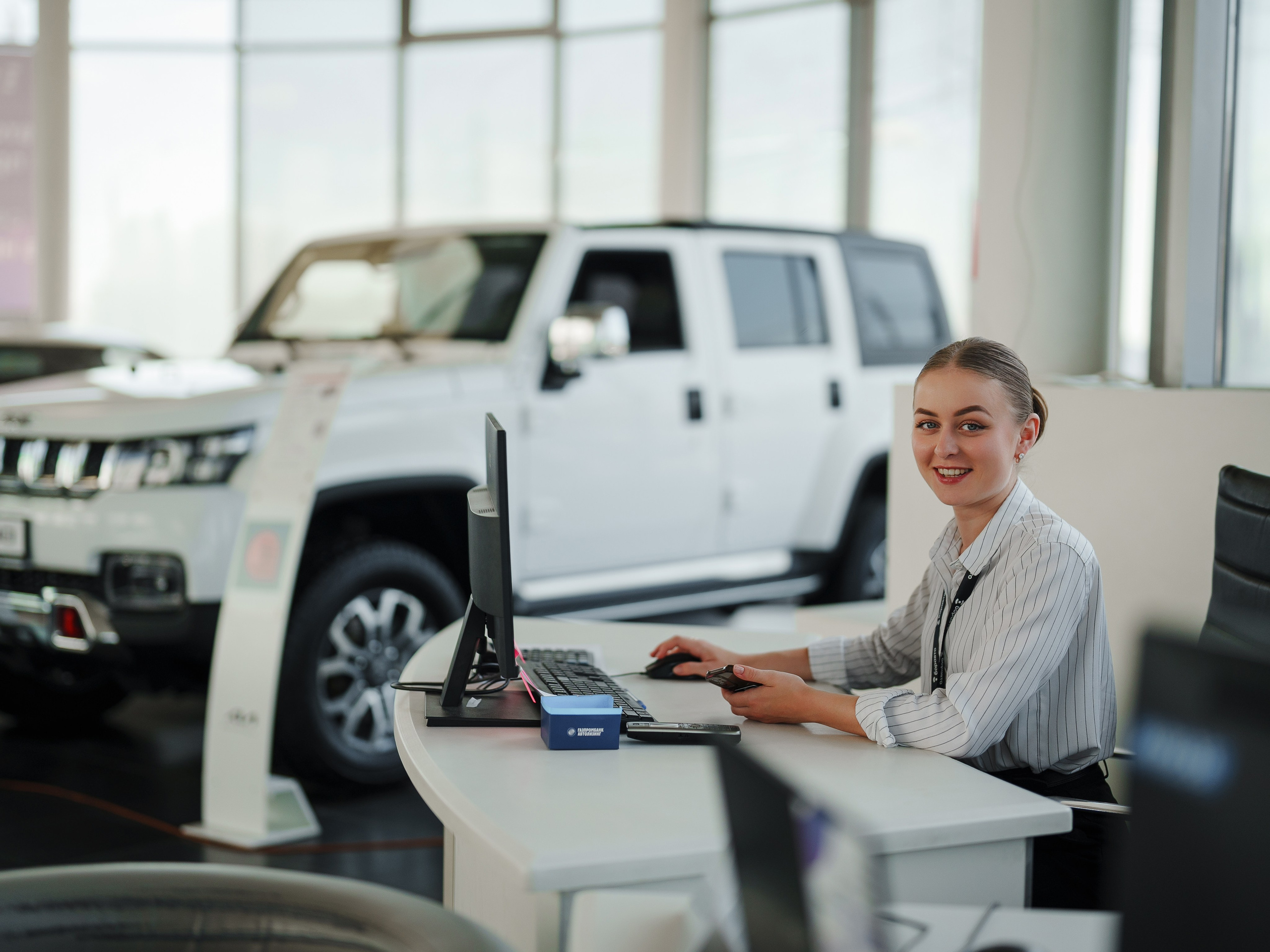 Автосалон «Боравто». Фотограф Олег Сотник