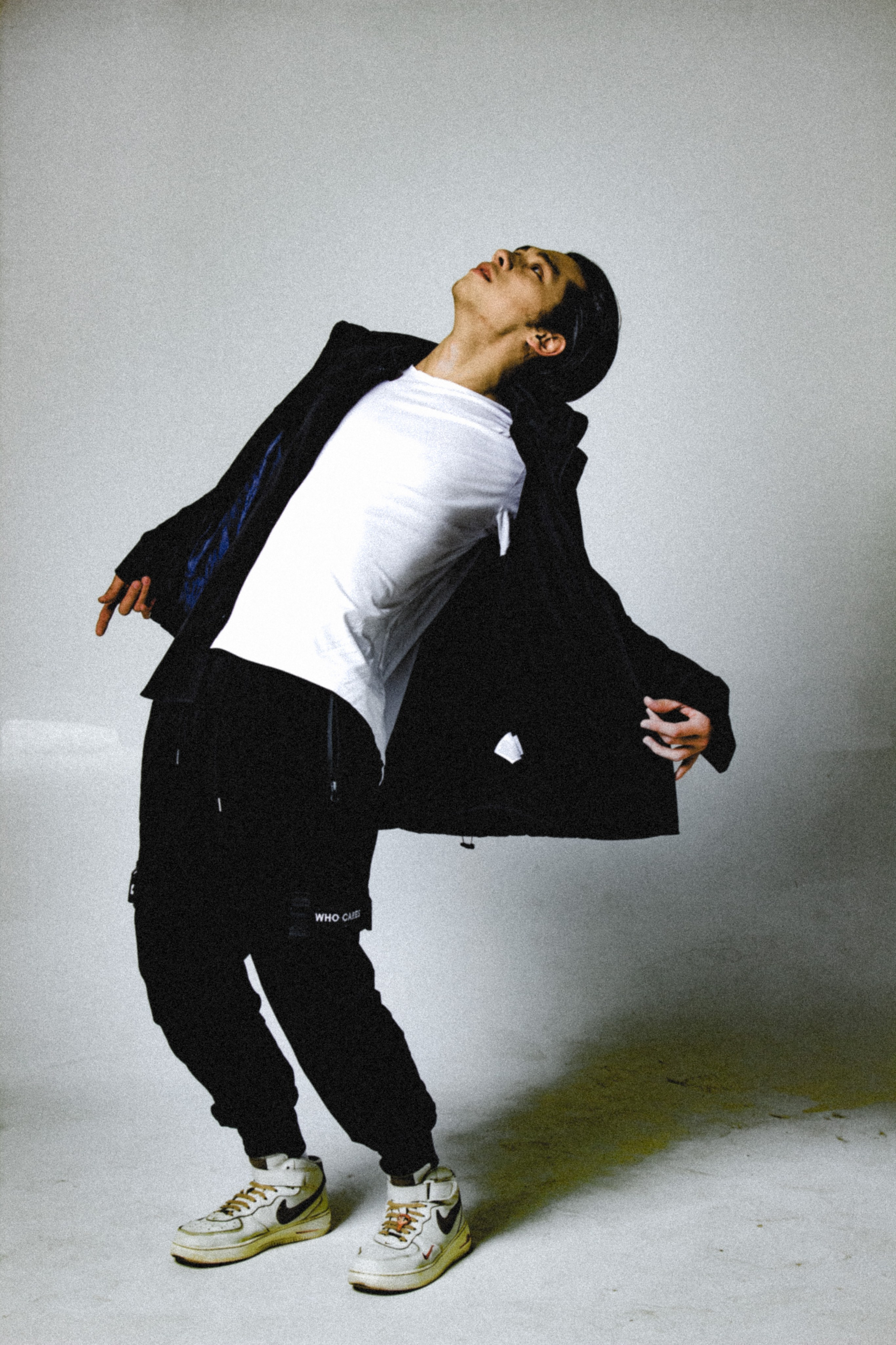 Денис. Профессиональная студийная фотосъёмка | портрет, арт | Виталий Горбачёв