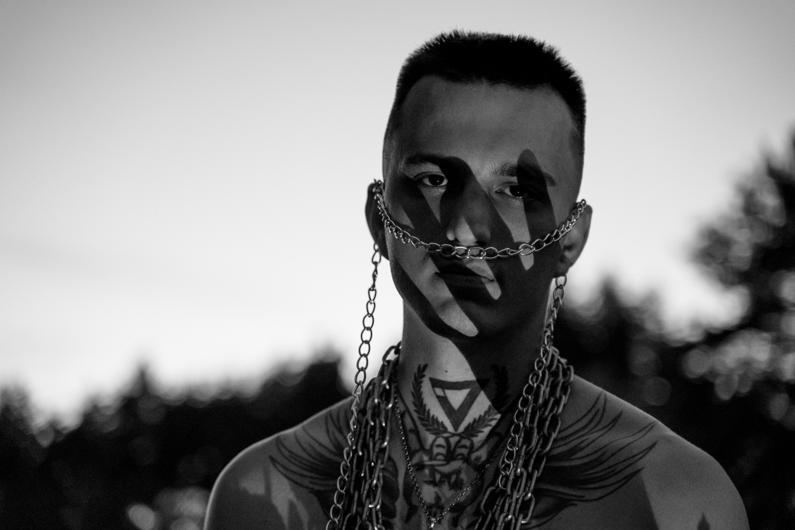 Мужской портретный фотограф КМВ Пятигорск, Железноводск, Ессентуки, Кисловодск Архыз Домбай Горы Фотосессия. Фотограф КМВ|ГОРЫ Пятигорск Железноводск Ессентуки Кисловодск Домбай Архыз Эльбрус