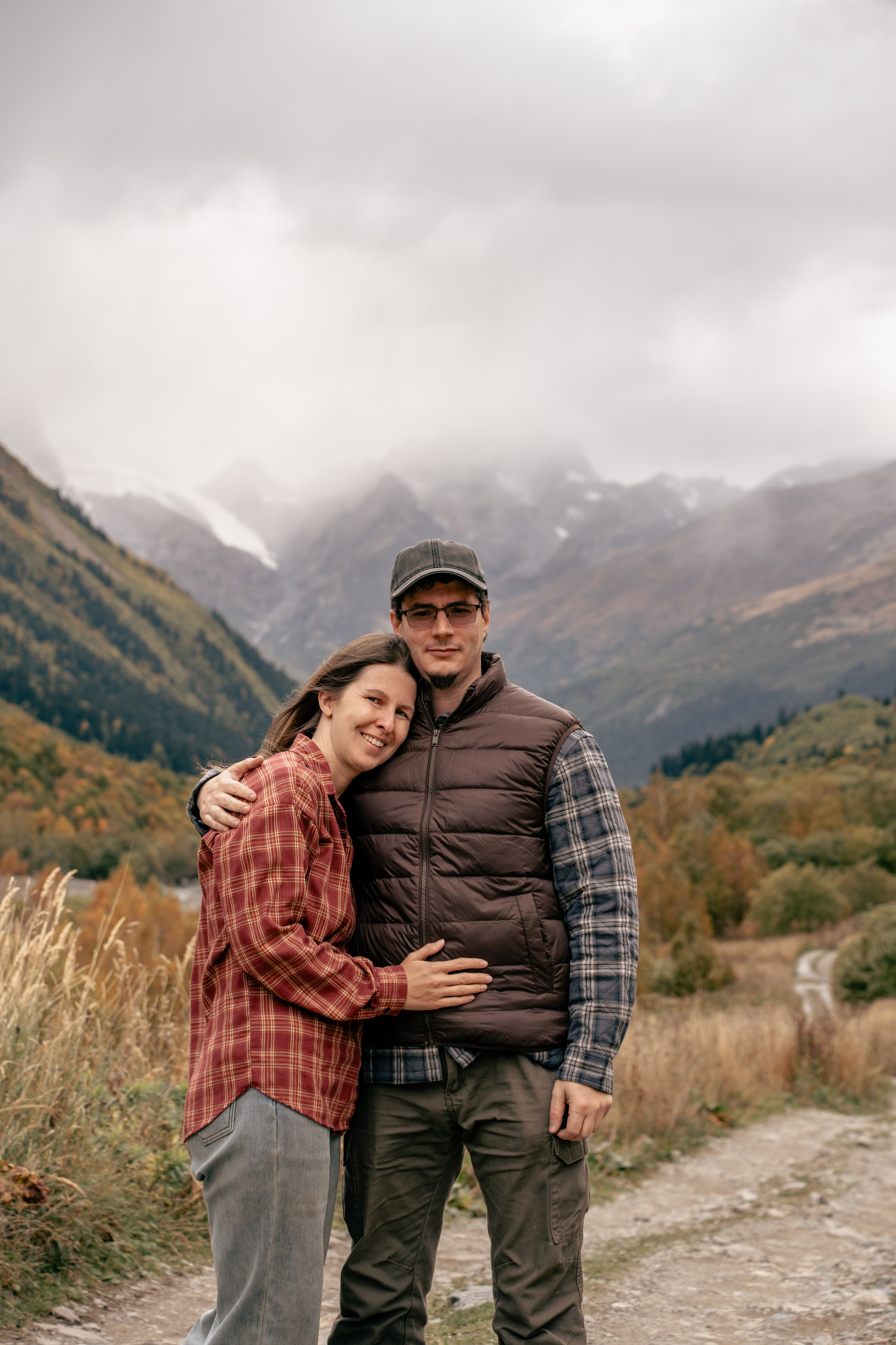 Семейная фотосессия в Домбае. Фотограф КМВ|ГОРЫ Пятигорск Железноводск Ессентуки Кисловодск Домбай Архыз Эльбрус