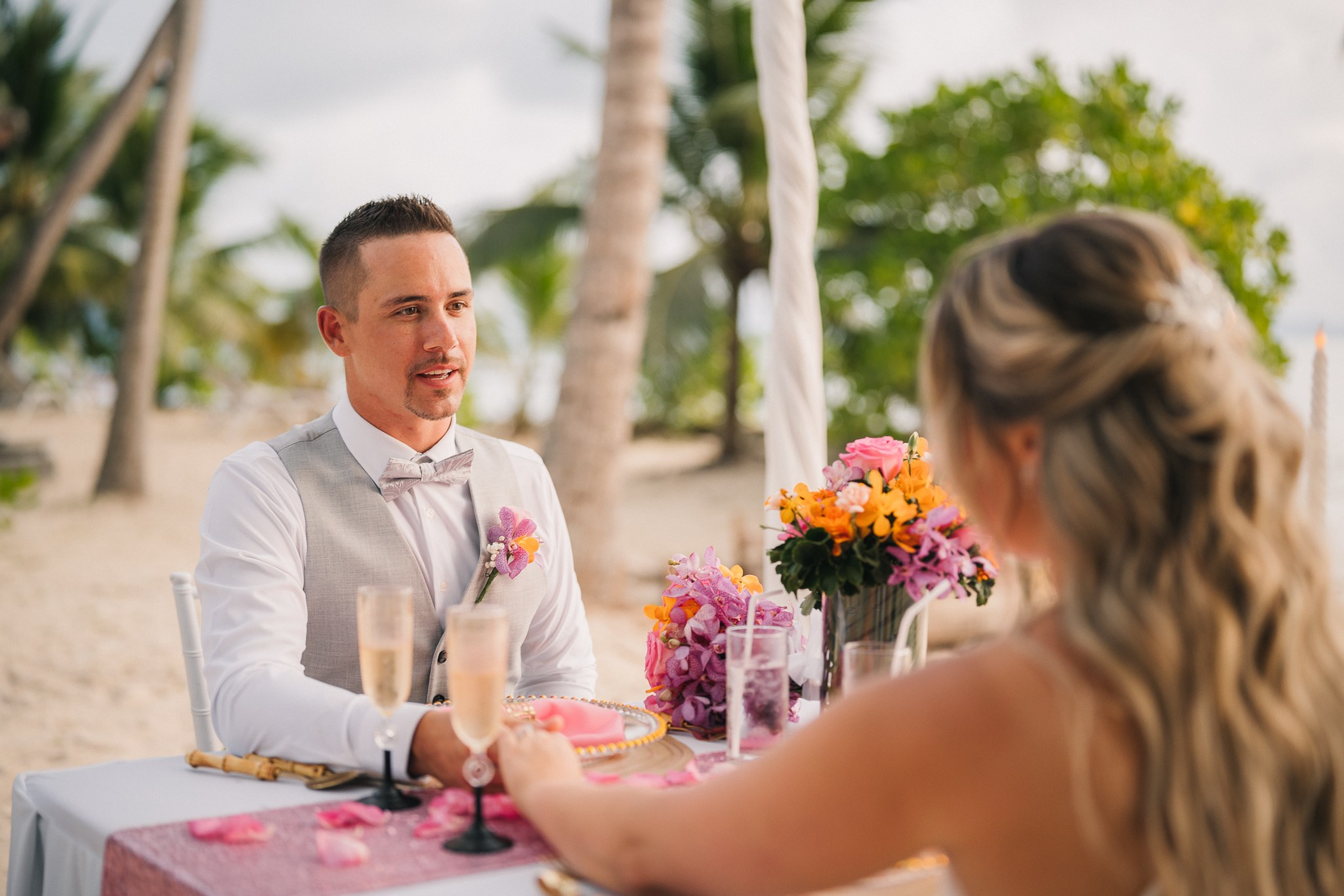 Andrew and Ashley 15.04.2025. Mariage à Koh Samui, en Thaïlande. Whatsapp: +66 94 3 650 301