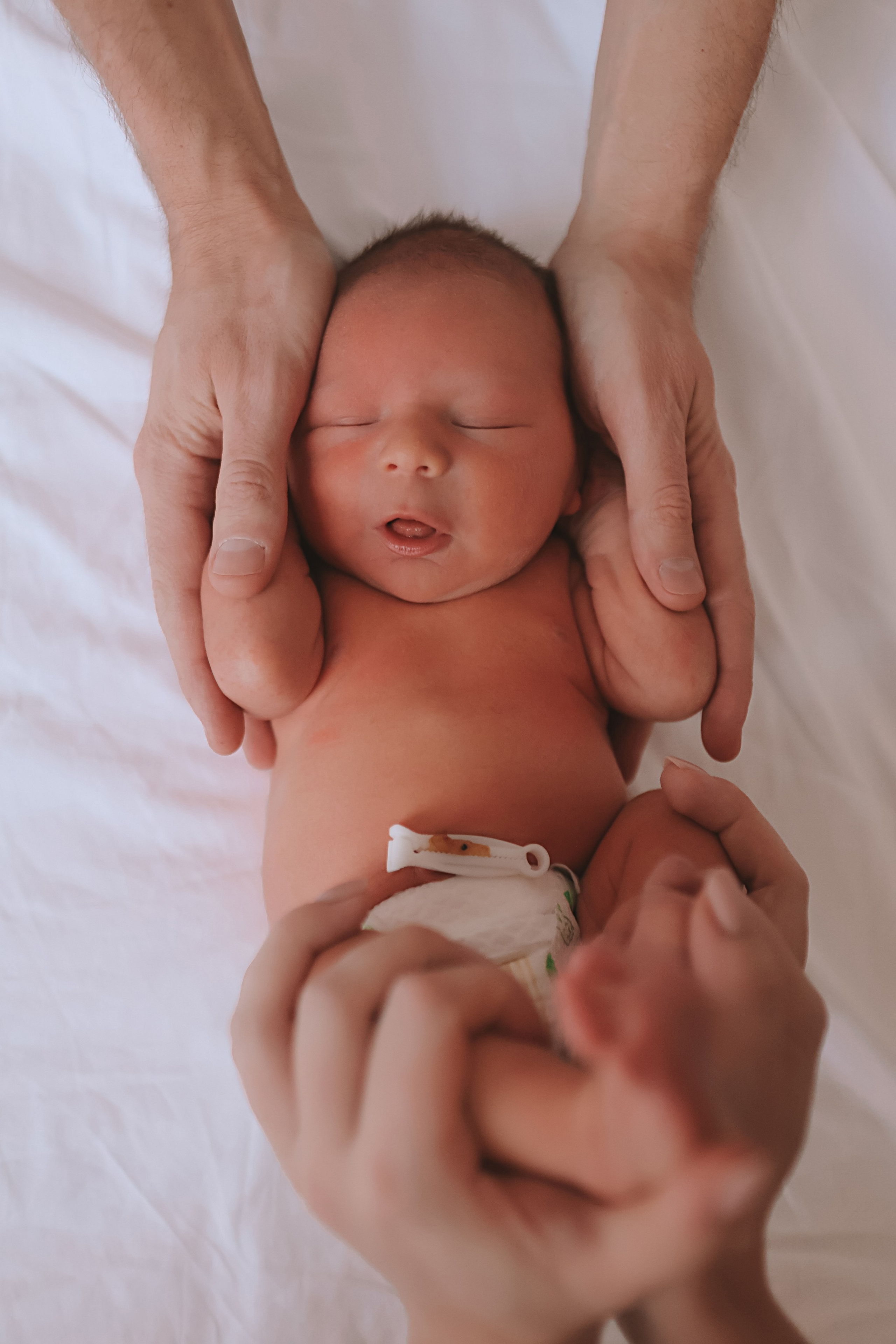 Выписка Мид. Семейный фотограф Тюмень, фотограф на роды Салмина Мария