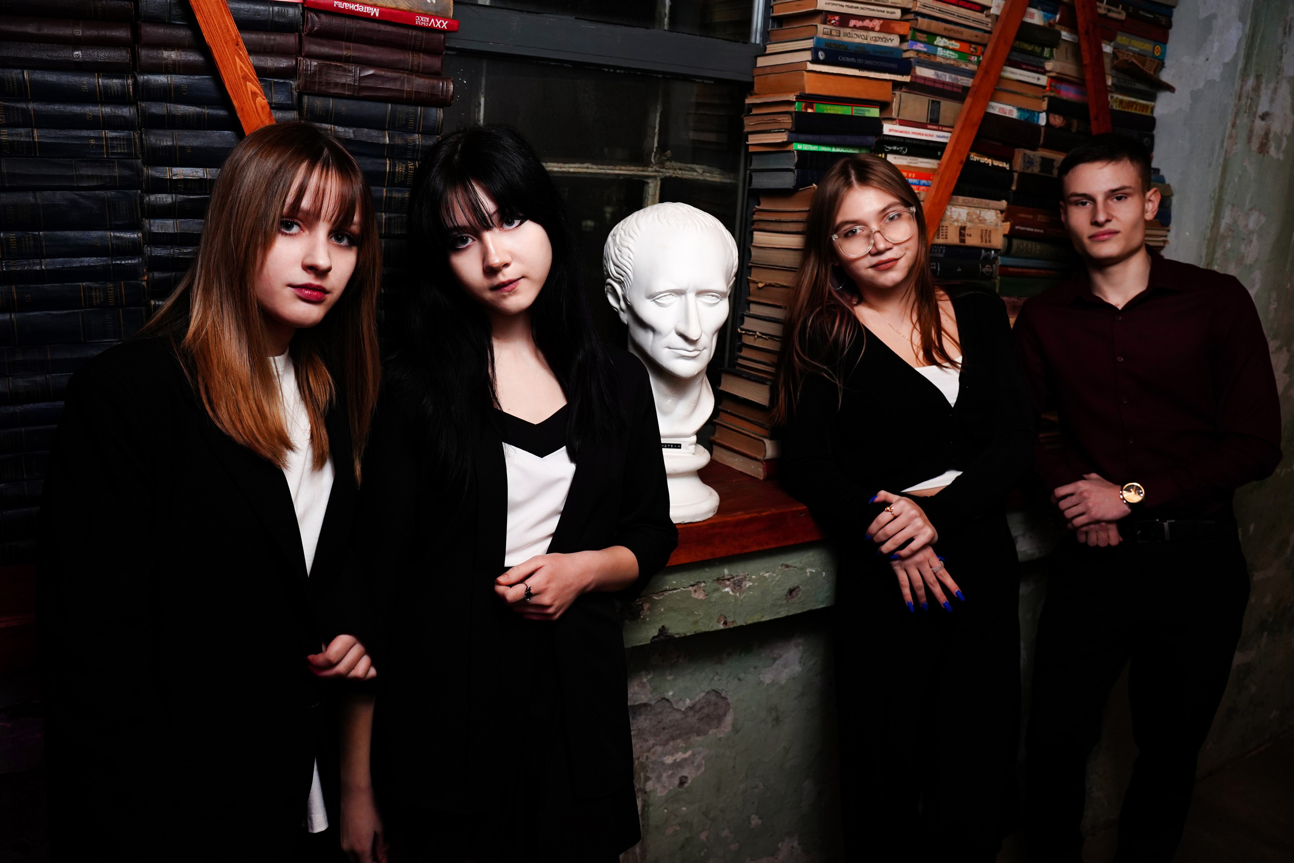 Съемка в библиотеке Лофт. MEMENTO.Выпускные альбомы, школьные, юбилейные и другие книги. Ростов-на-Дону