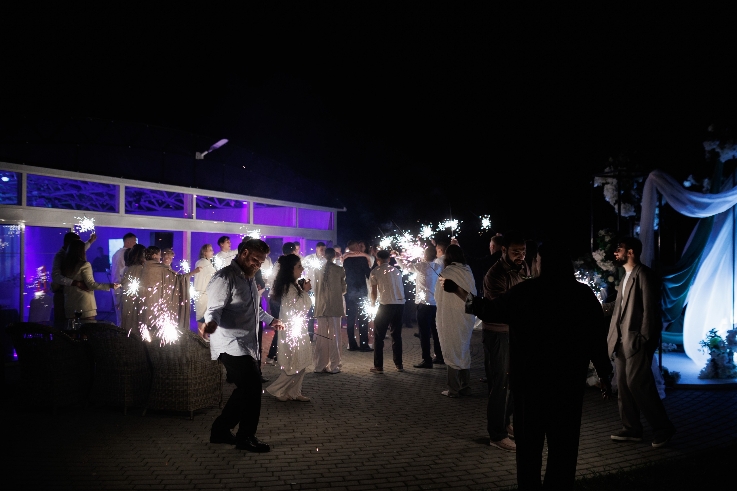 Сентябрь 2025, Белый лис, Выкса. Фотограф городских и семейных событий в Нижнем Новгороде Артем Карпухин