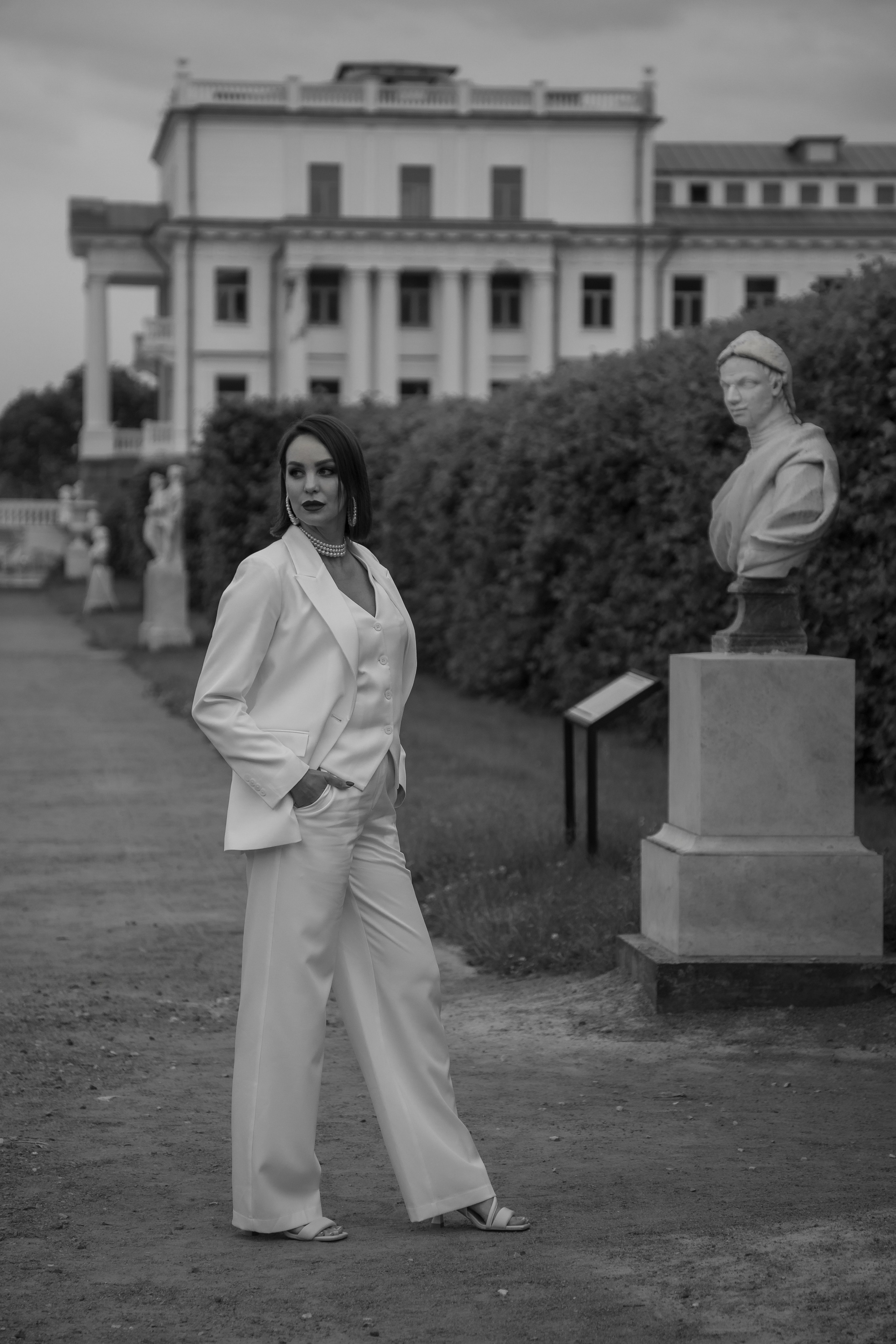 Выбор свадебного фотографа в Москве, свадебная прогулка в Архангельском