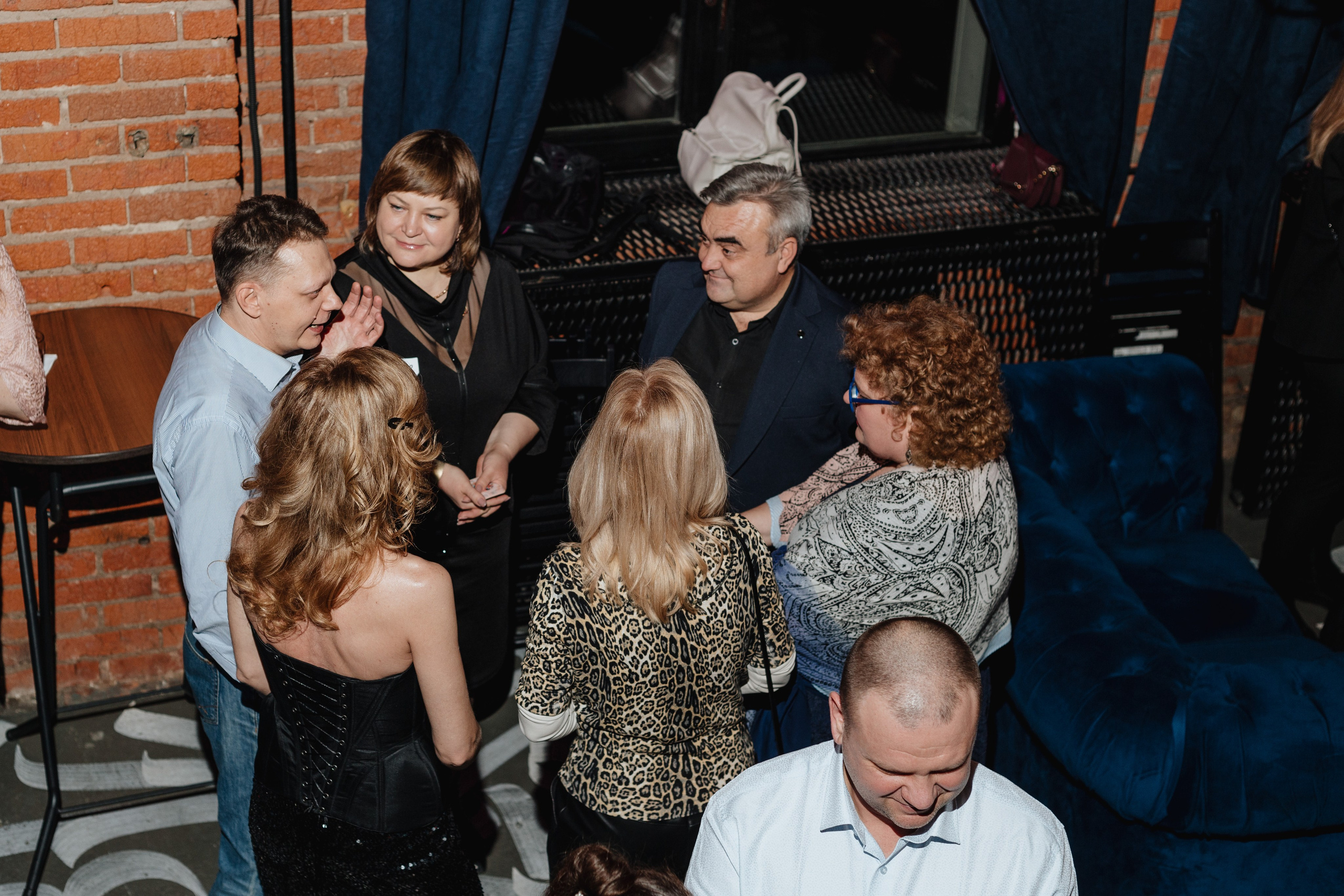 Вечеринка знакомств. Портретный фотограф Москва Юлия Трякина