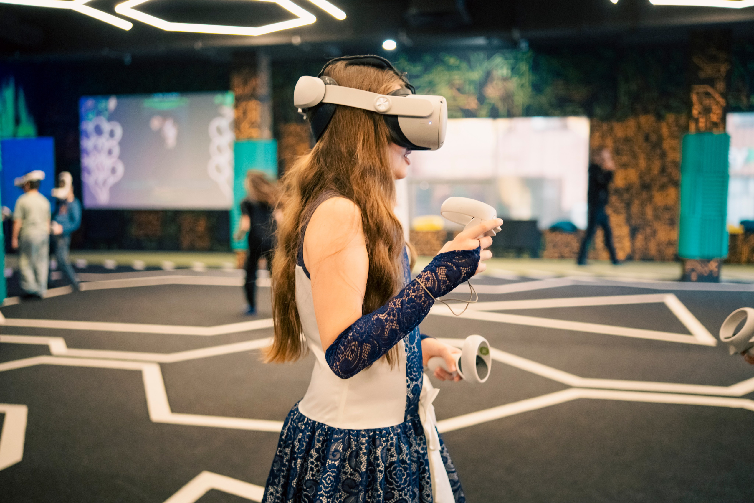 VR (September-October 2024). Felixtones