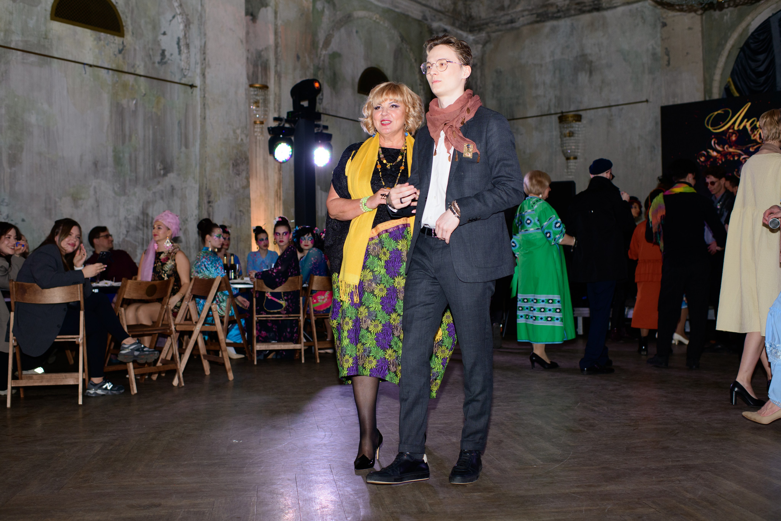 Репортаж модного показа «Люди брендов». Организация и проведение фотосъемок в Санкт-Петербурге. Фотограф Смирягин Илья