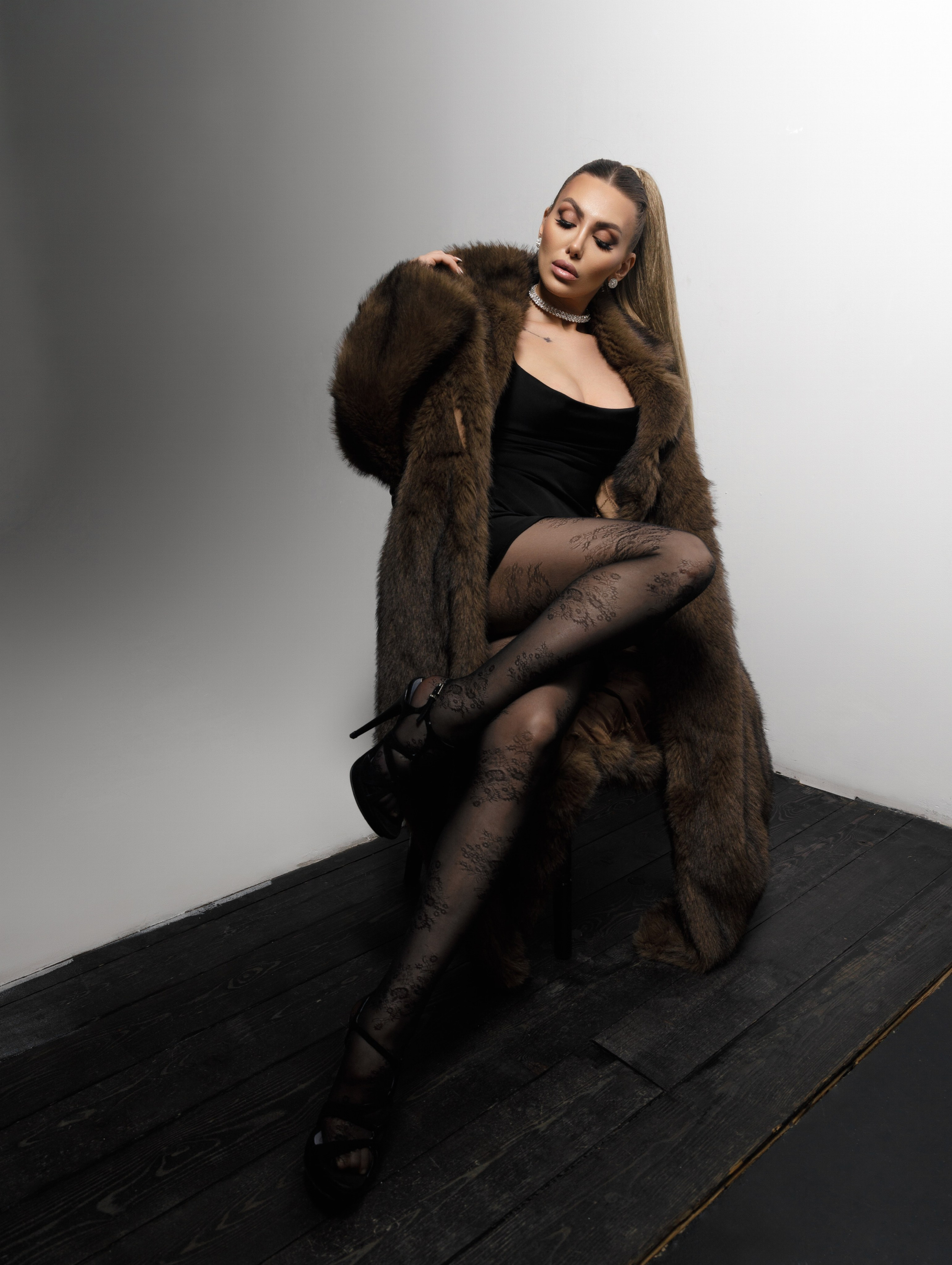 KATYA. Фотограф для брендов в Москве — съёмка, которая работает на продажи