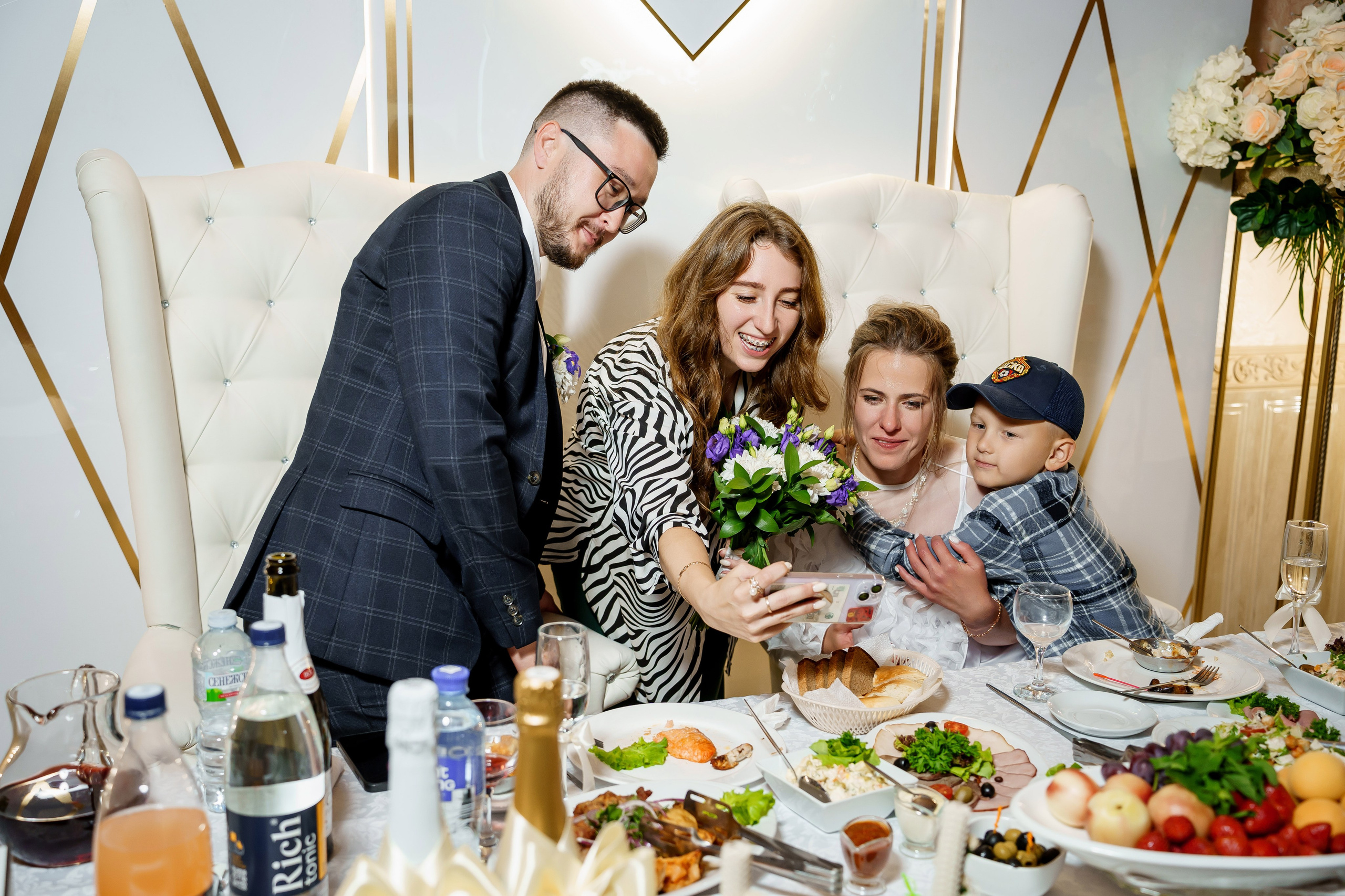 Алексей и Дарья. Регистрация, прогулка, банкет. Фотограф и видеограф в Москве и Московской области Мария Вишня