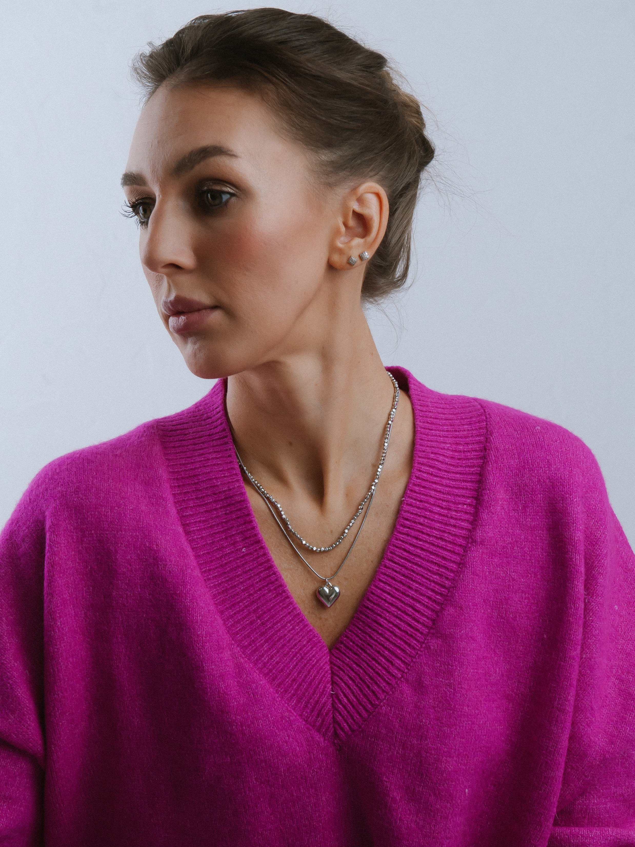 Бижутерия на модели. Ozon/wb