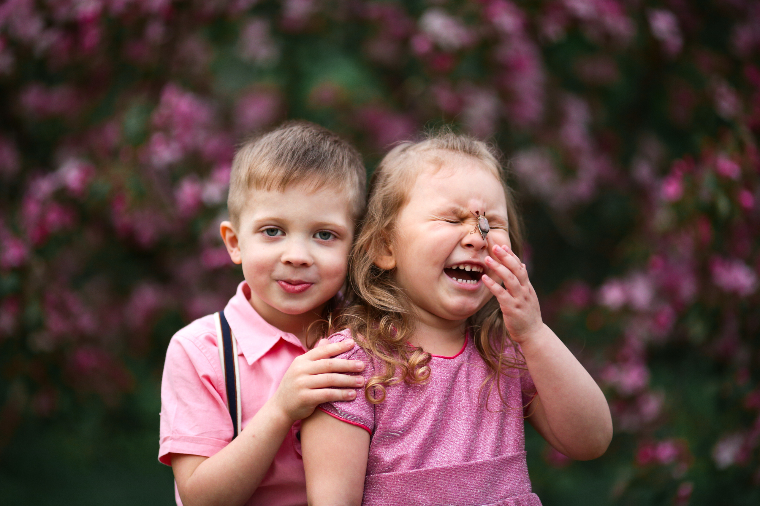 Фотосессия в цветущих яблоневых садах. Свадебный и репортажный фотограф (Москва, Королев и другие)