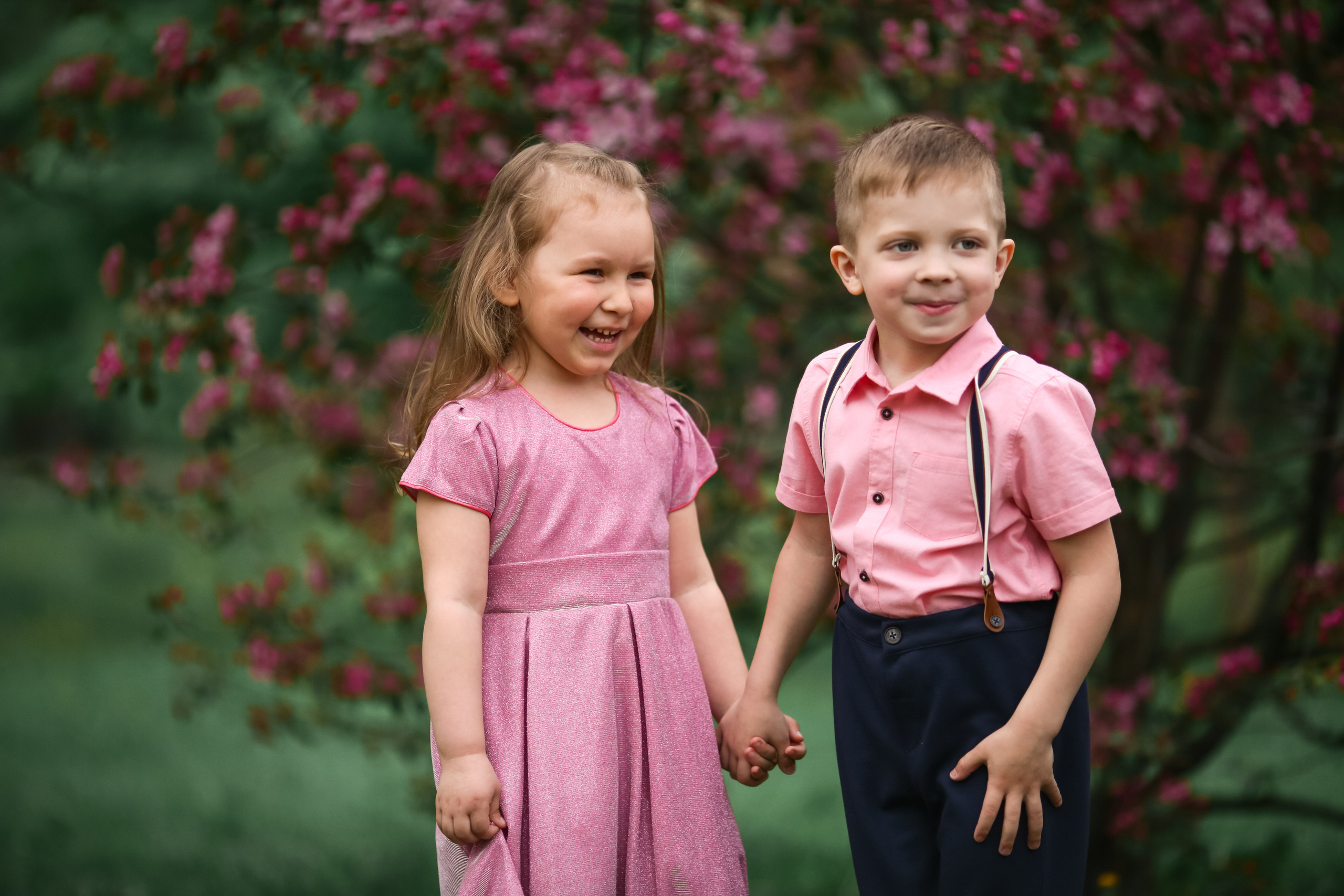 Фотосессия в цветущих яблоневых садах. Свадебный и репортажный фотограф (Москва, Королев и другие)