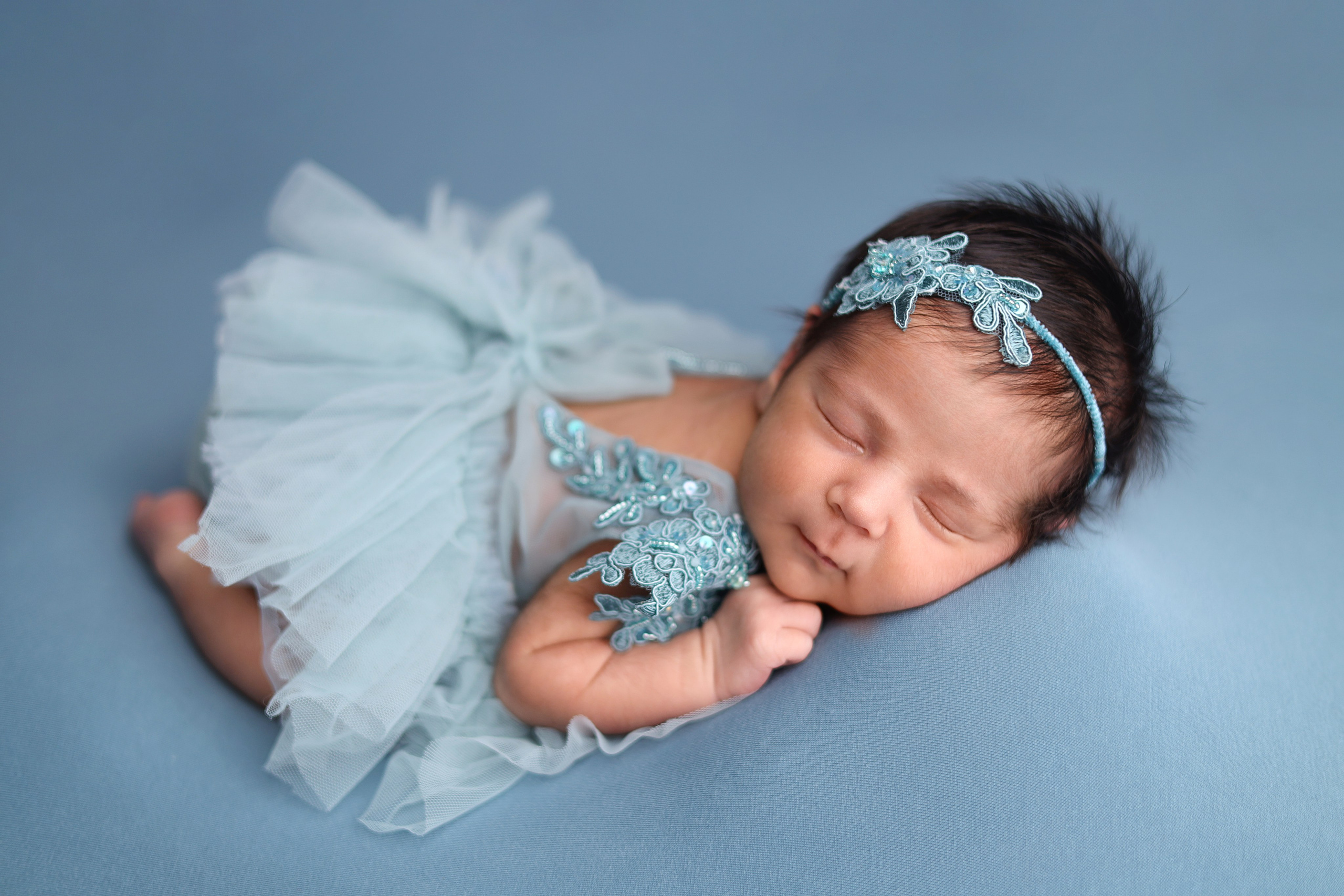 Ньюборн съемка Адель, оптимальный пакет. Фотограф новорожденных Москва. Ньюборн фотограф Москва