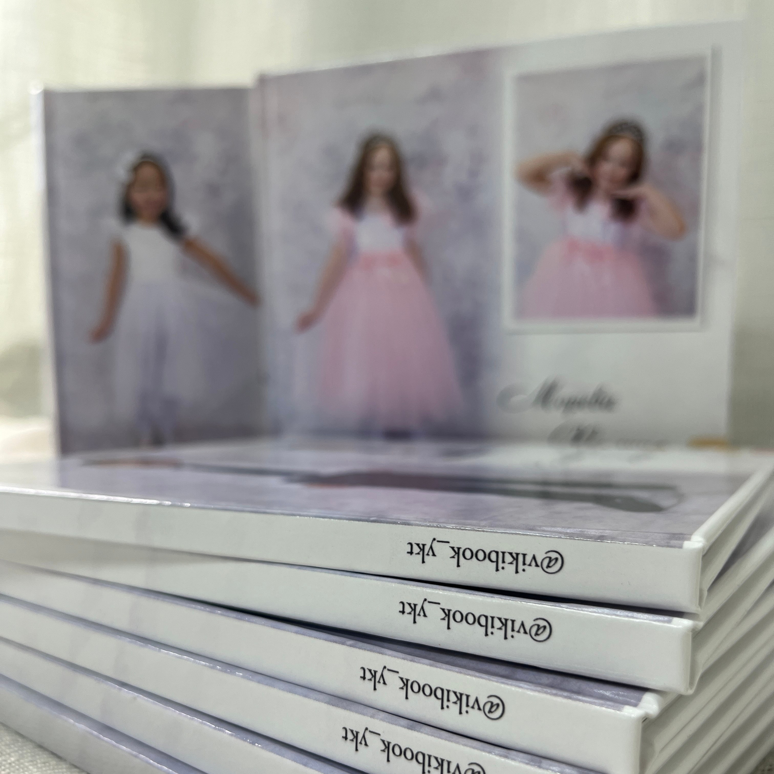 Фотокнига 20×20 — премиум на 4 разворота. ФОТОГРАФ в Якутске Сардана Баишева