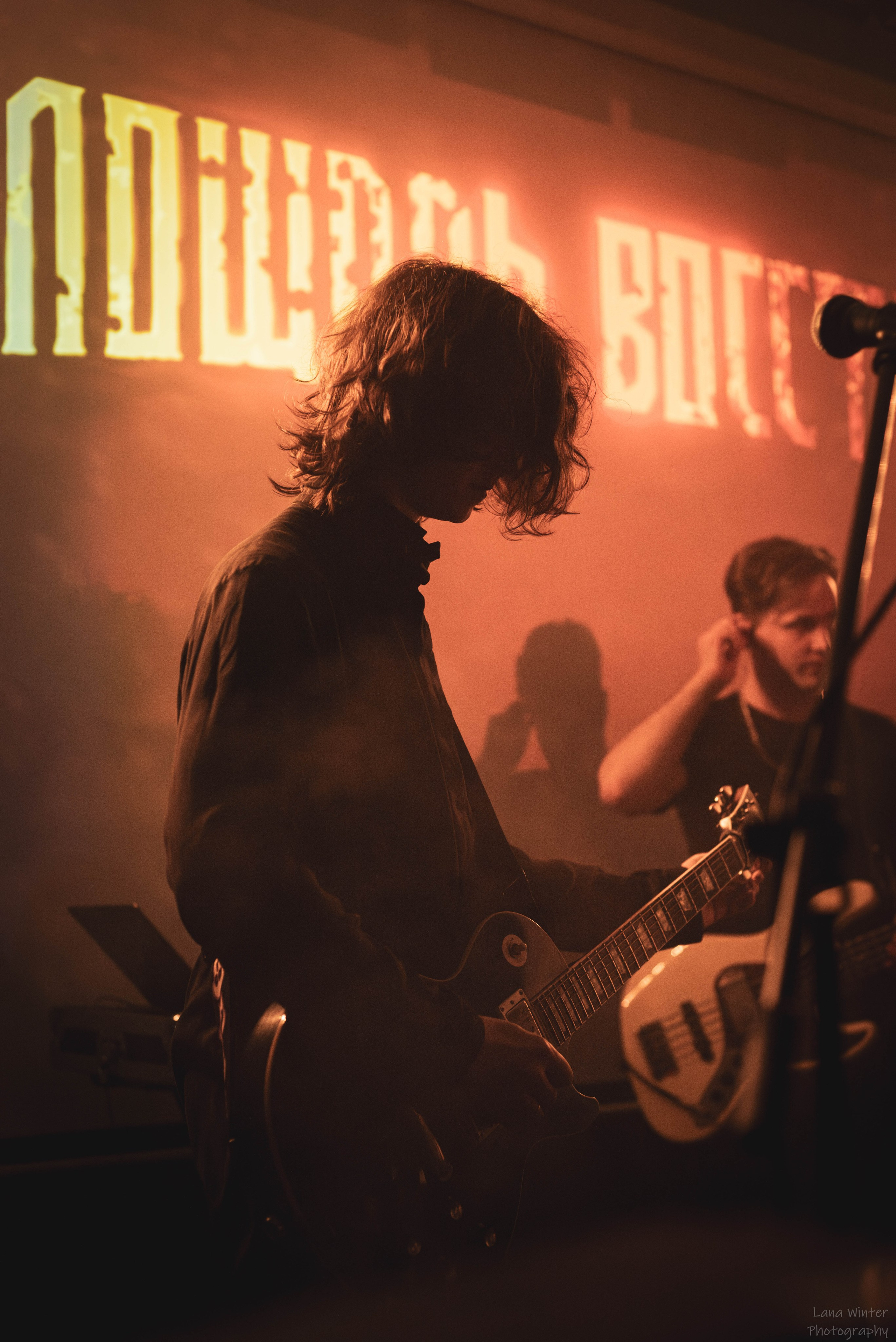 Площадь Восстания (8 марта 2025 года, Москва, клуб Техника Безопасности). Фотограф Светлана Блинова, Москва и Московская область