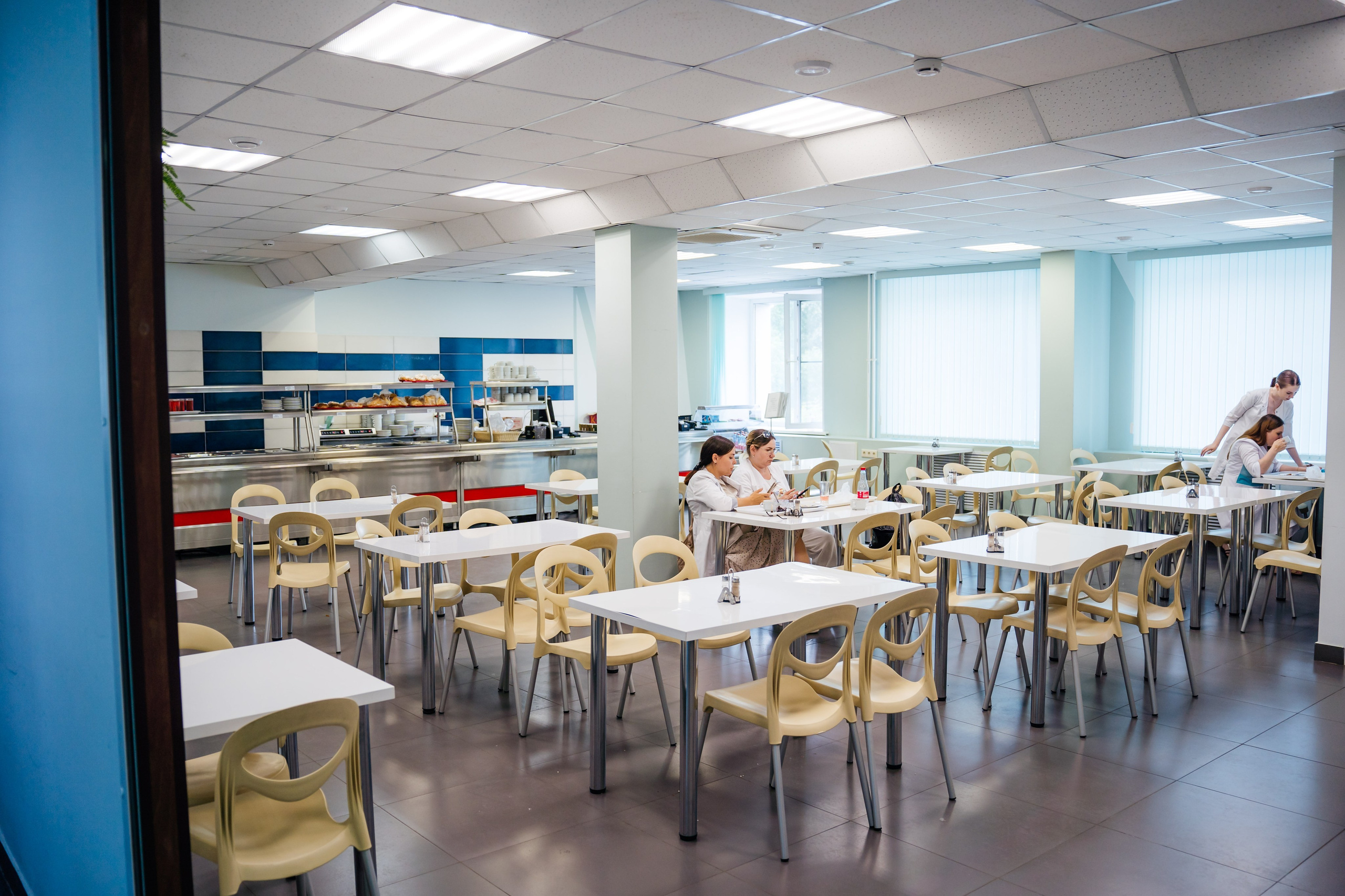 Съемка для Уральского медицинского колледжа ЮМЕД. Видеограф и Фотограф в Челябинске Ксения и Владимир Рюмины