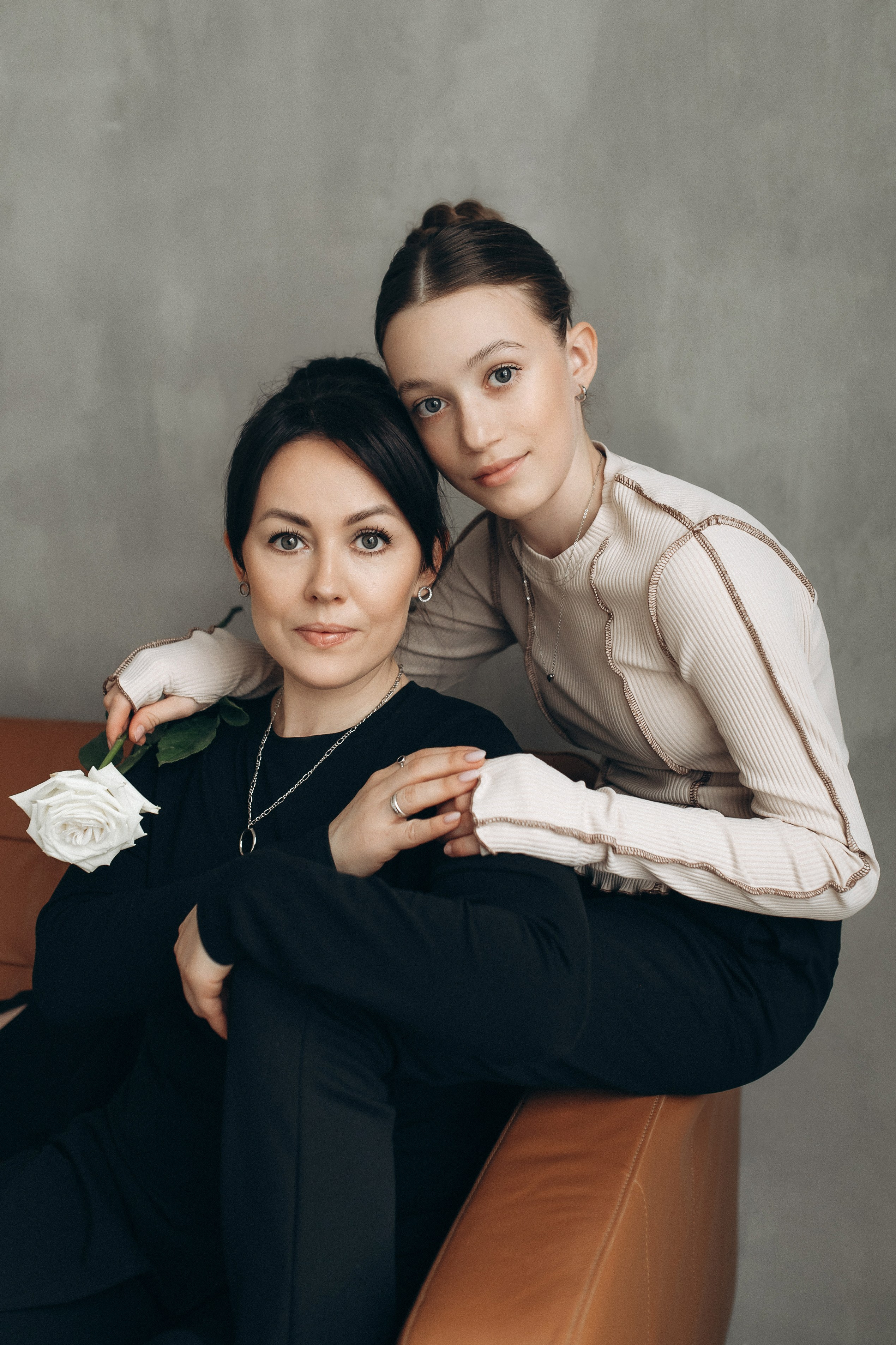 Любовь и Даша. Свадебный и студийный фотограф Ирина Котикова