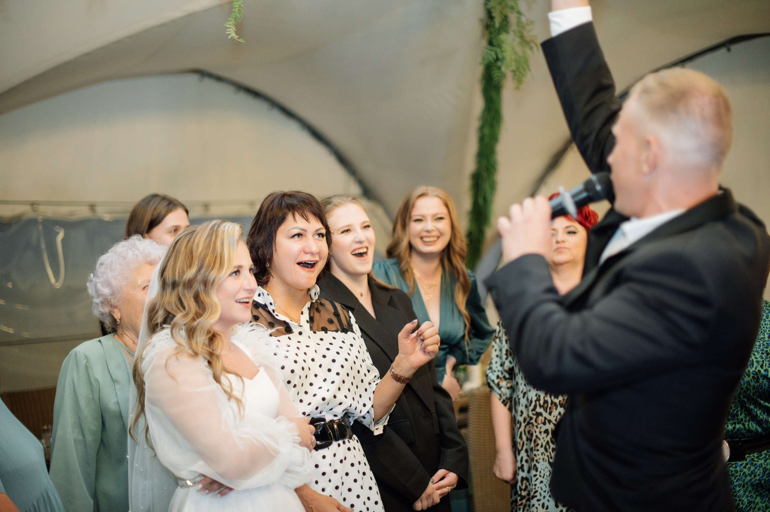 Свадебная фотосессия в Брянске, ресторан «Инжир». Свадебный и репортажный фотограф видеограф Брянск/Москва