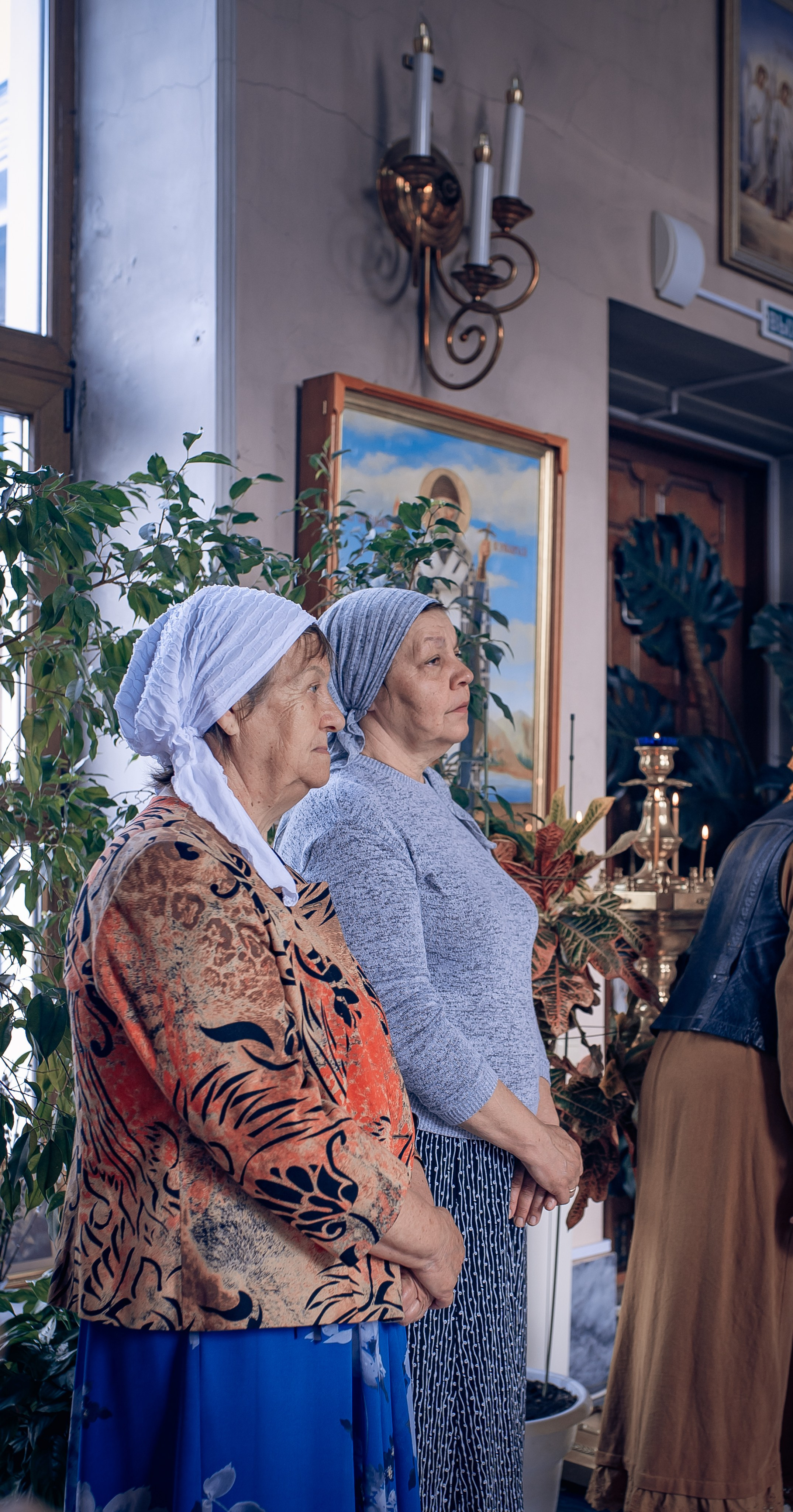 Воскресная служба в Рождественско-Николаевском храме. Фотографы крещения/венчания  Красноярск Татьяна и Вячеслав Переваловы