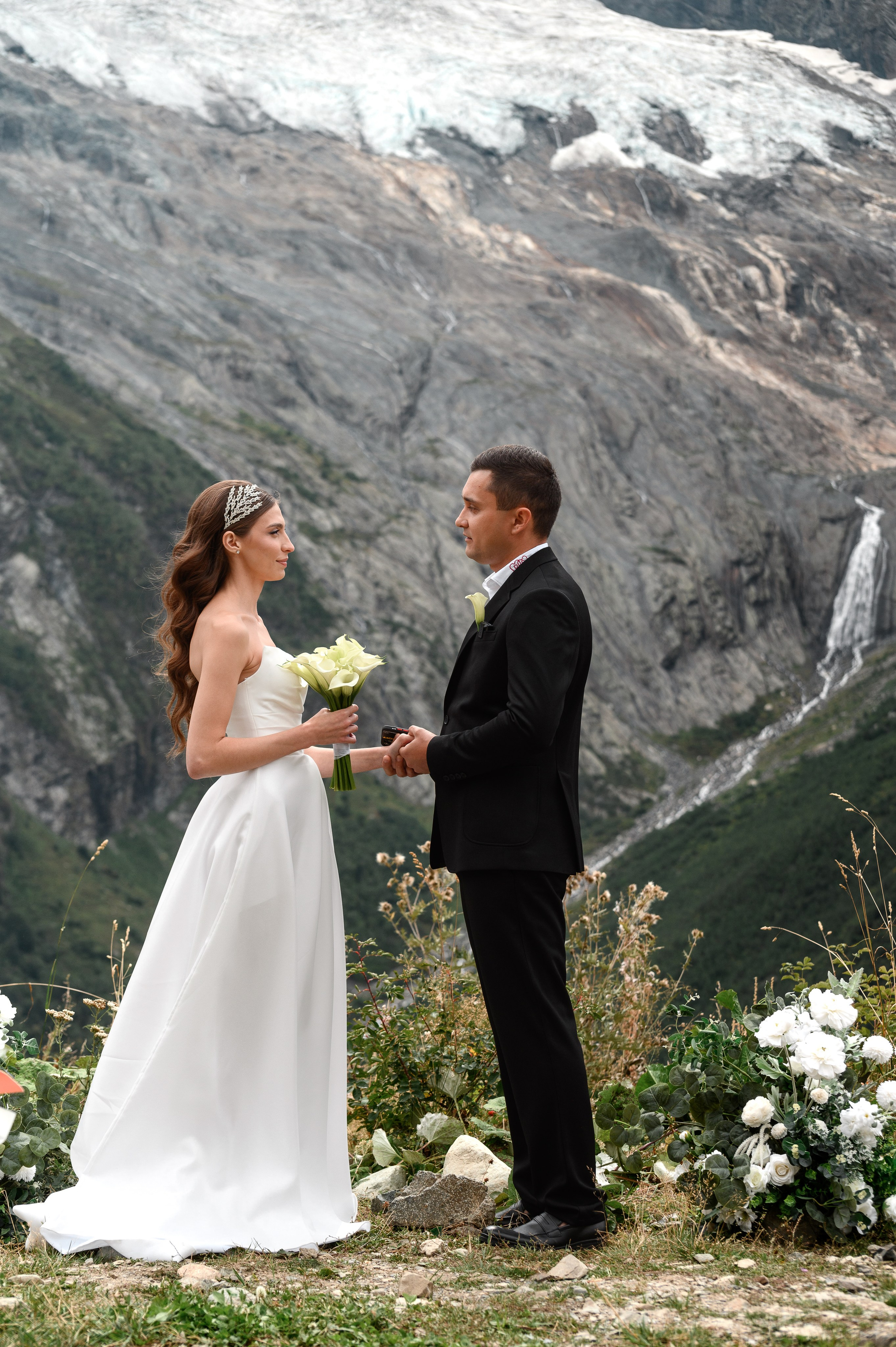 Горная свадьба Рината и Регины (09.09.24). Свадебный и travel фотограф в Волгограде, Сочи, Домбае, Европе