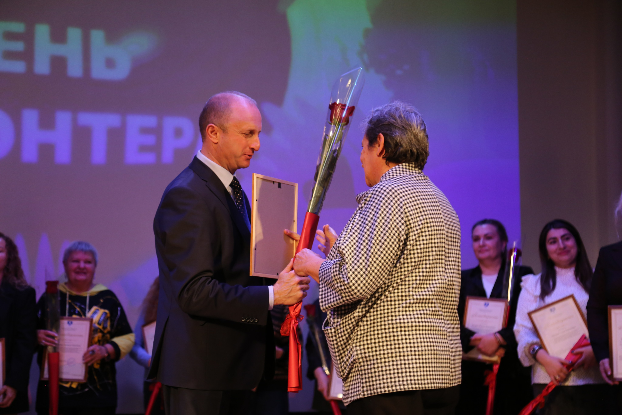 День Волонтёра. Жизнь курорта Кабардинка в фотографиях