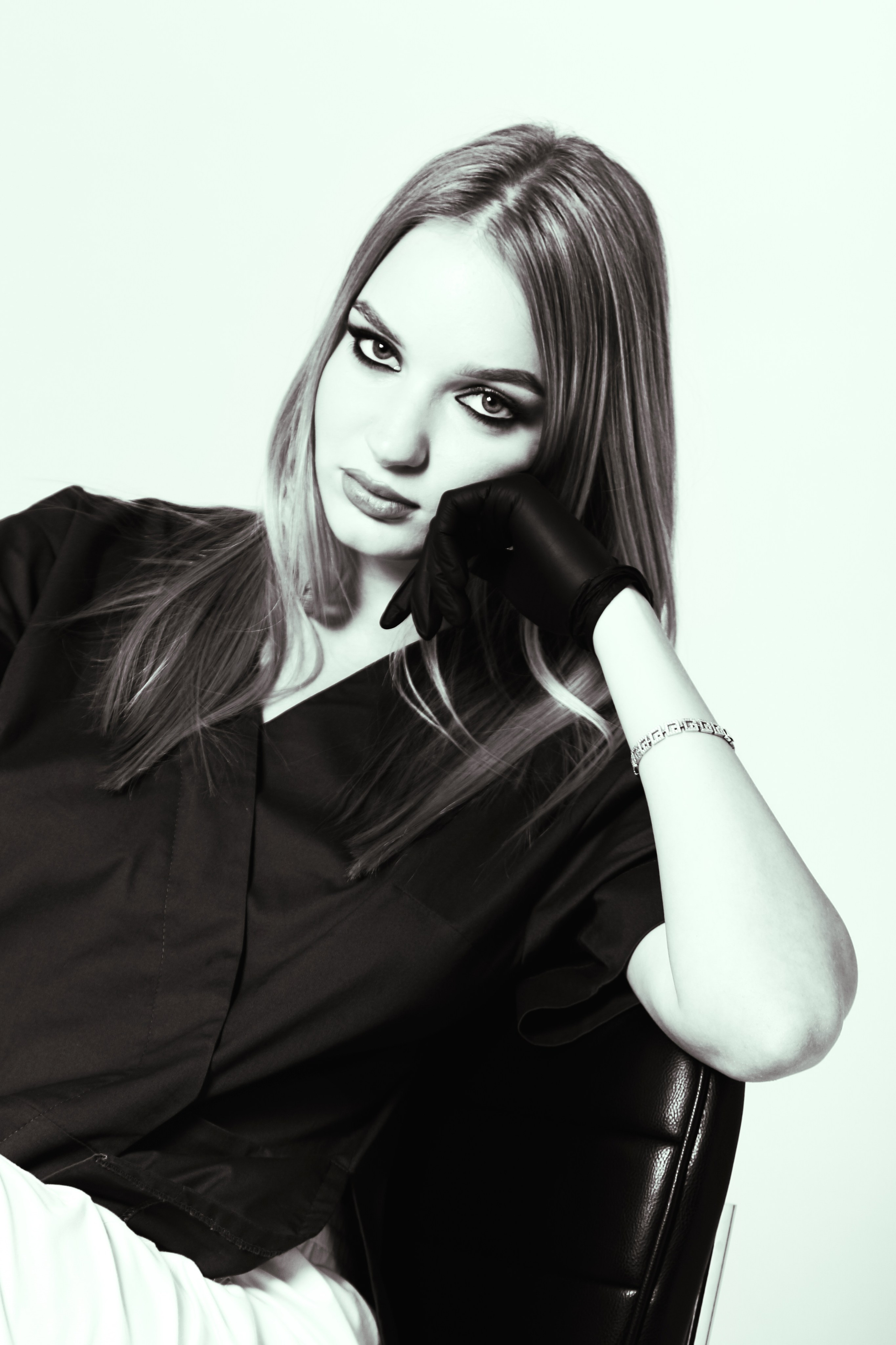 Мастер по ноготочкам. Алиса Томшина — Фотограф / Видеограф