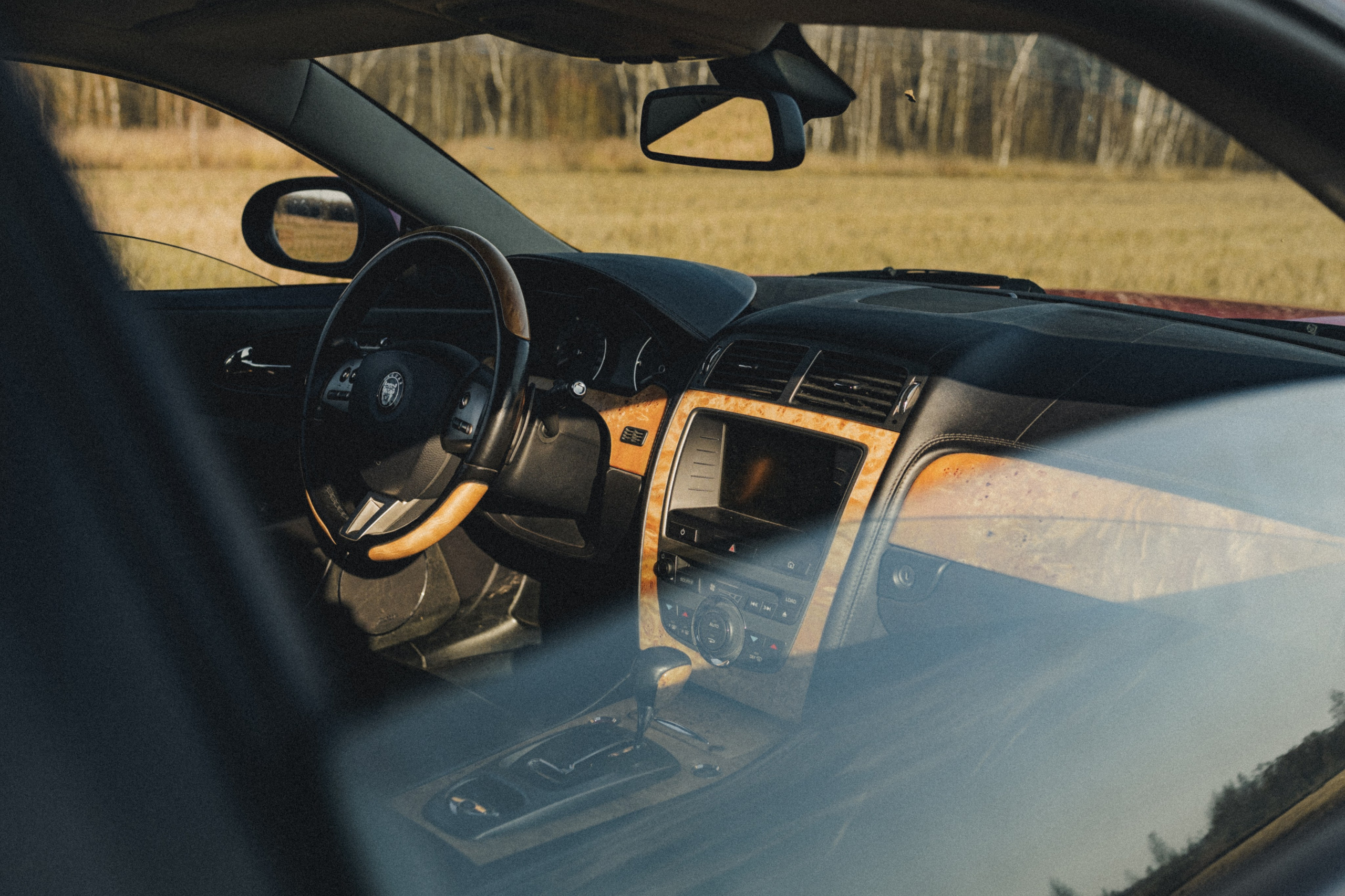 Автомобильная фотосессия Jaguar XK + портрет владельца. Фотограф Илья К. в Москве