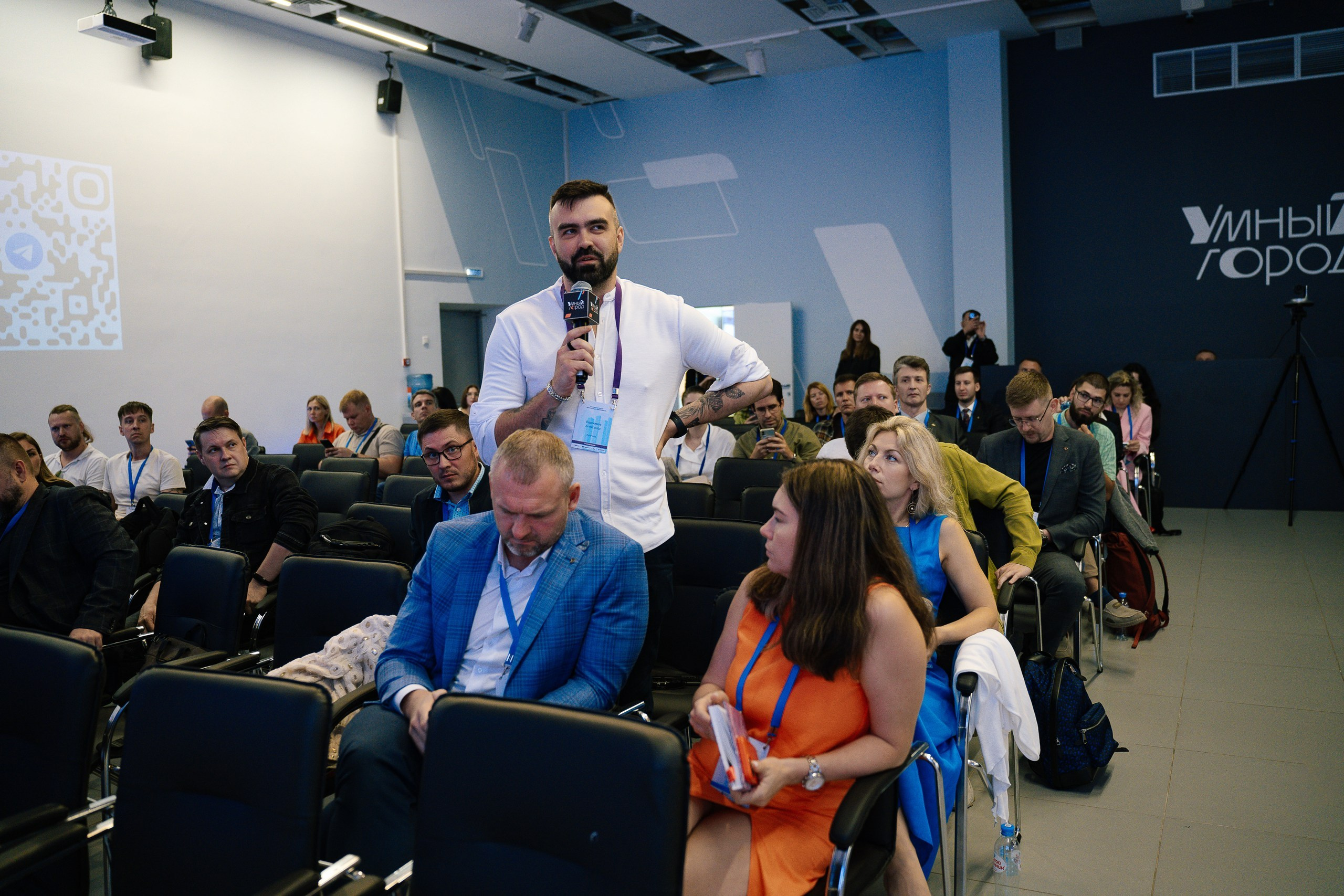 Репортажной фотосъемки на конференции на ВДНХ павильон Умный город