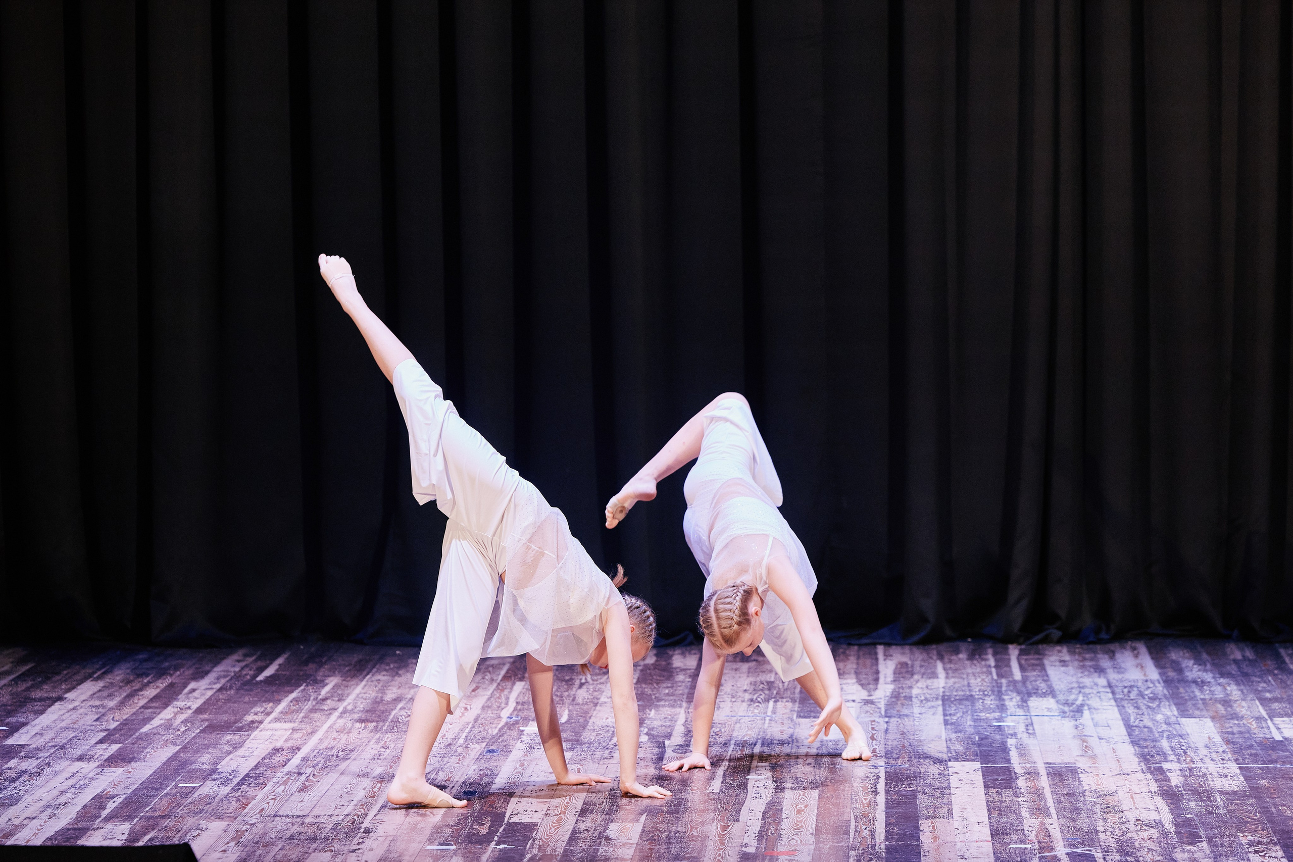 Концерт танцевальной студии Фиеста 08.06. Свадебный репортажный фотограф краснодар максим дремов дрёмов фотосессия студия цена