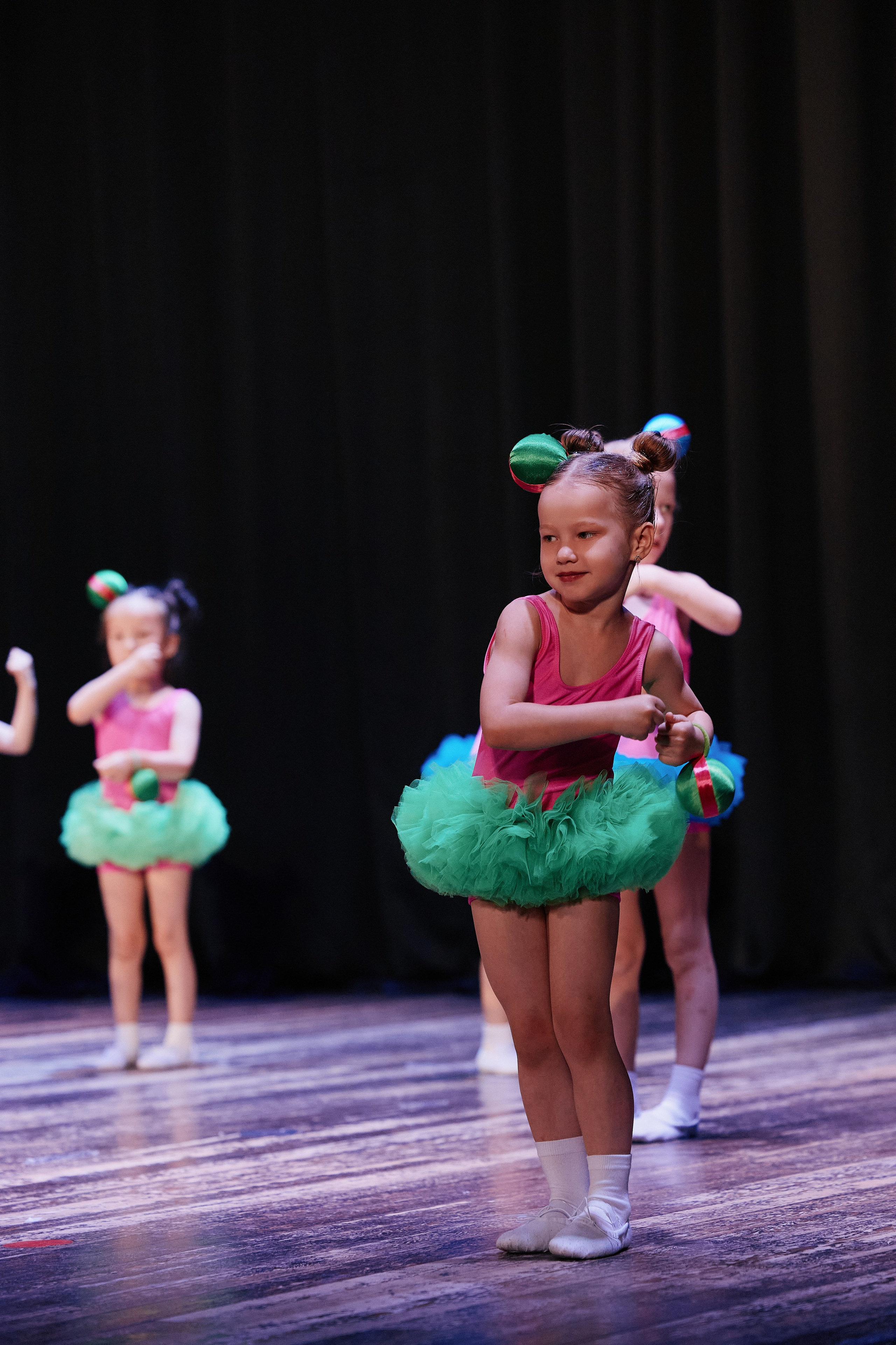 Концерт танцевальной студии Фиеста 08.06. Свадебный репортажный фотограф краснодар максим дремов дрёмов фотосессия студия цена