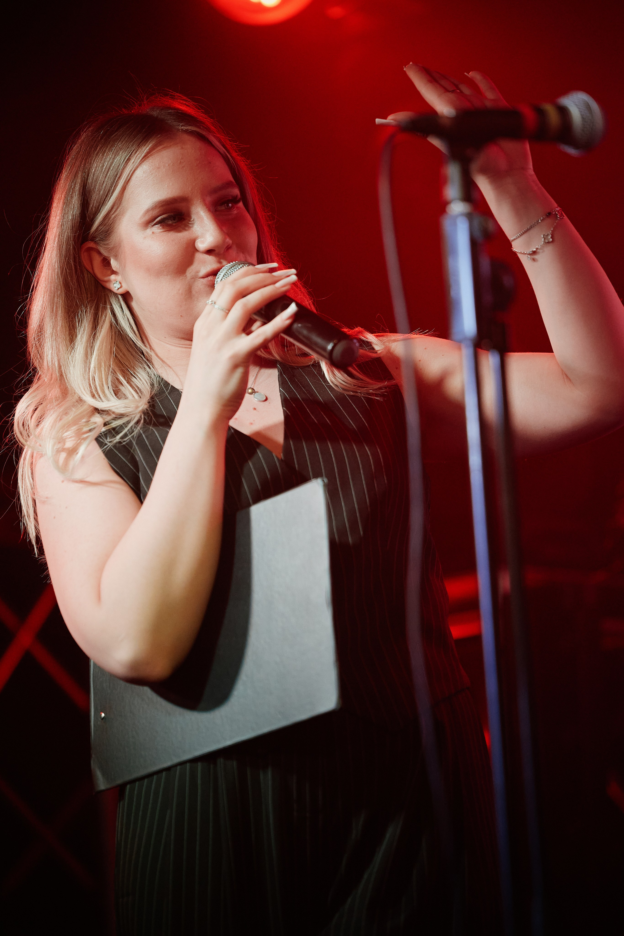 Концерт в Rock Bar 29.03. Свадебный репортажный фотограф краснодар максим дремов дрёмов фотосессия студия цена