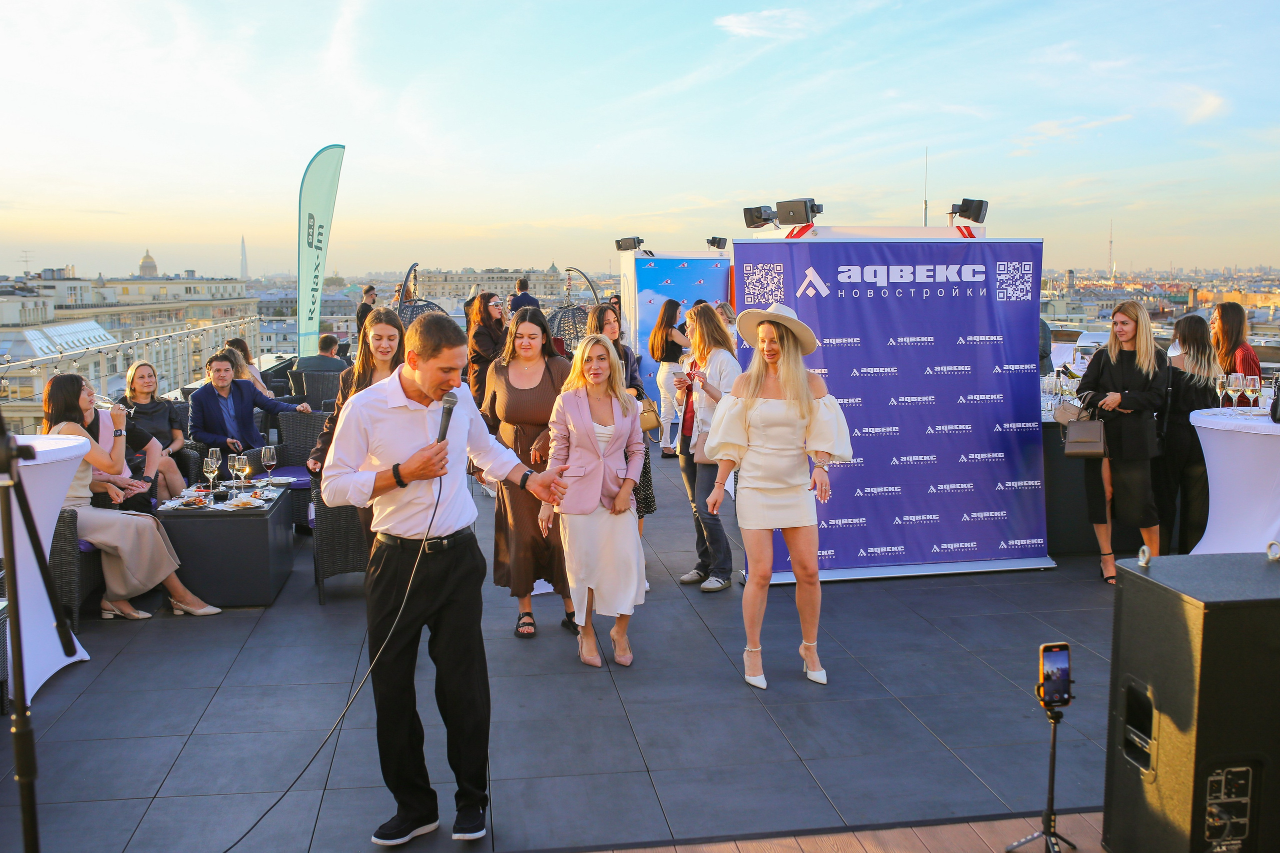 Репортаж Арт-пространство  Zarenkov Gallery, Адвекс — Новостройки, подведение итогов года. Свадебный и Репортажный фотограф в Санкт-Петербурге