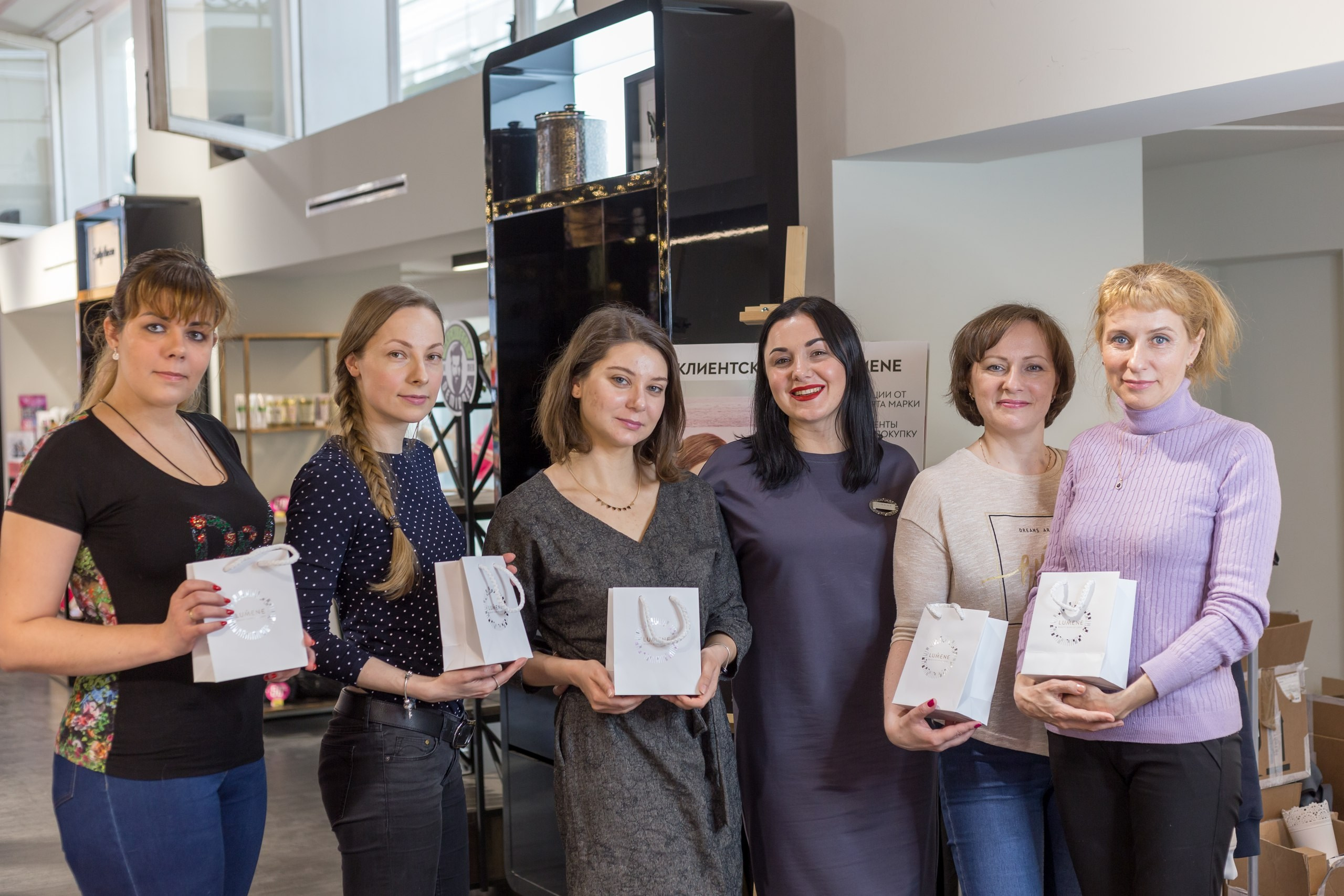 Креативное пространство Рив Гош Пассаж. Свадебный и Репортажный фотограф в Санкт-Петербурге