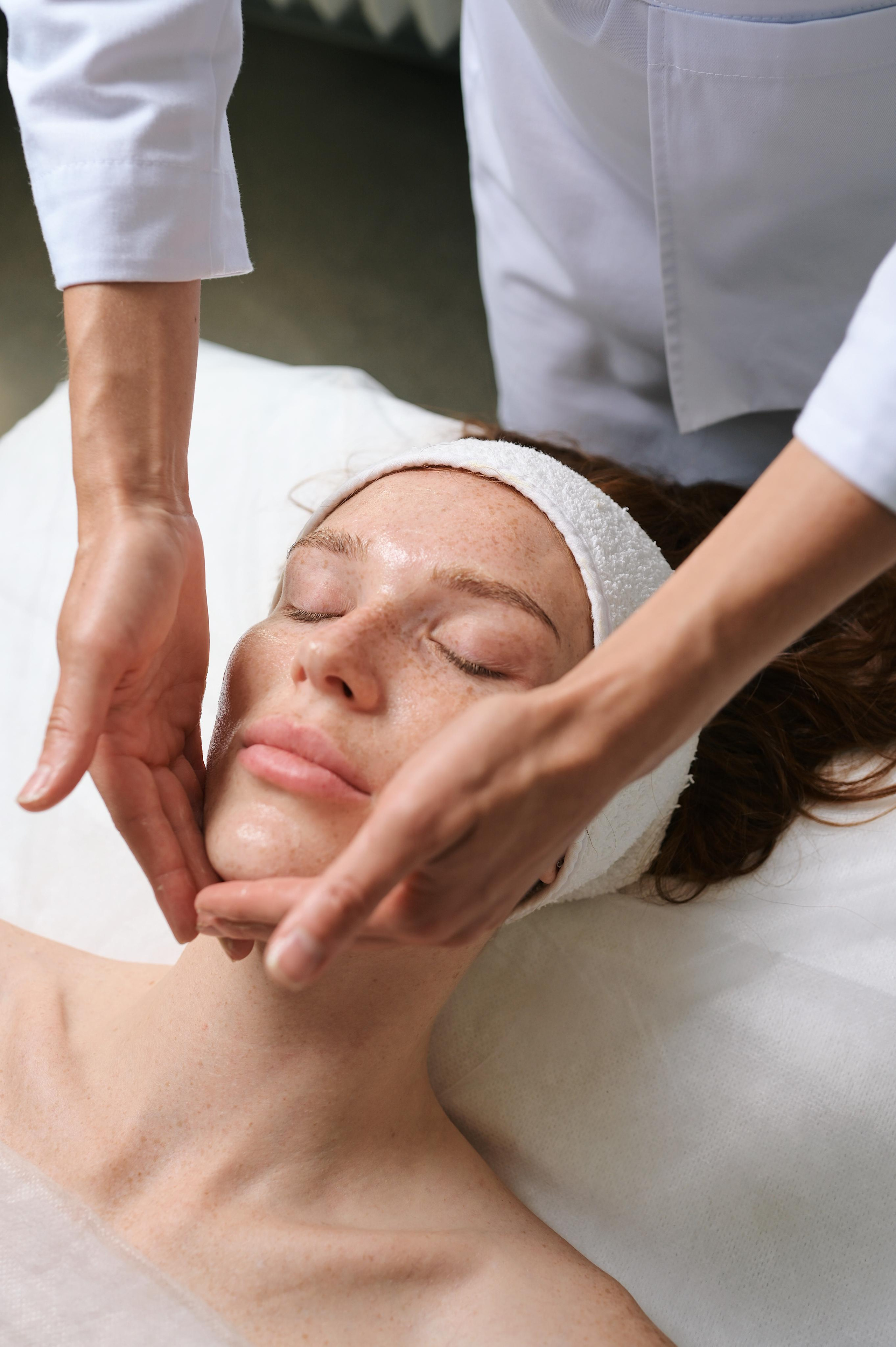 Съёмка для бренда @Oleynikova_beauty. Выпускные альбомы в современном стиле | Казань