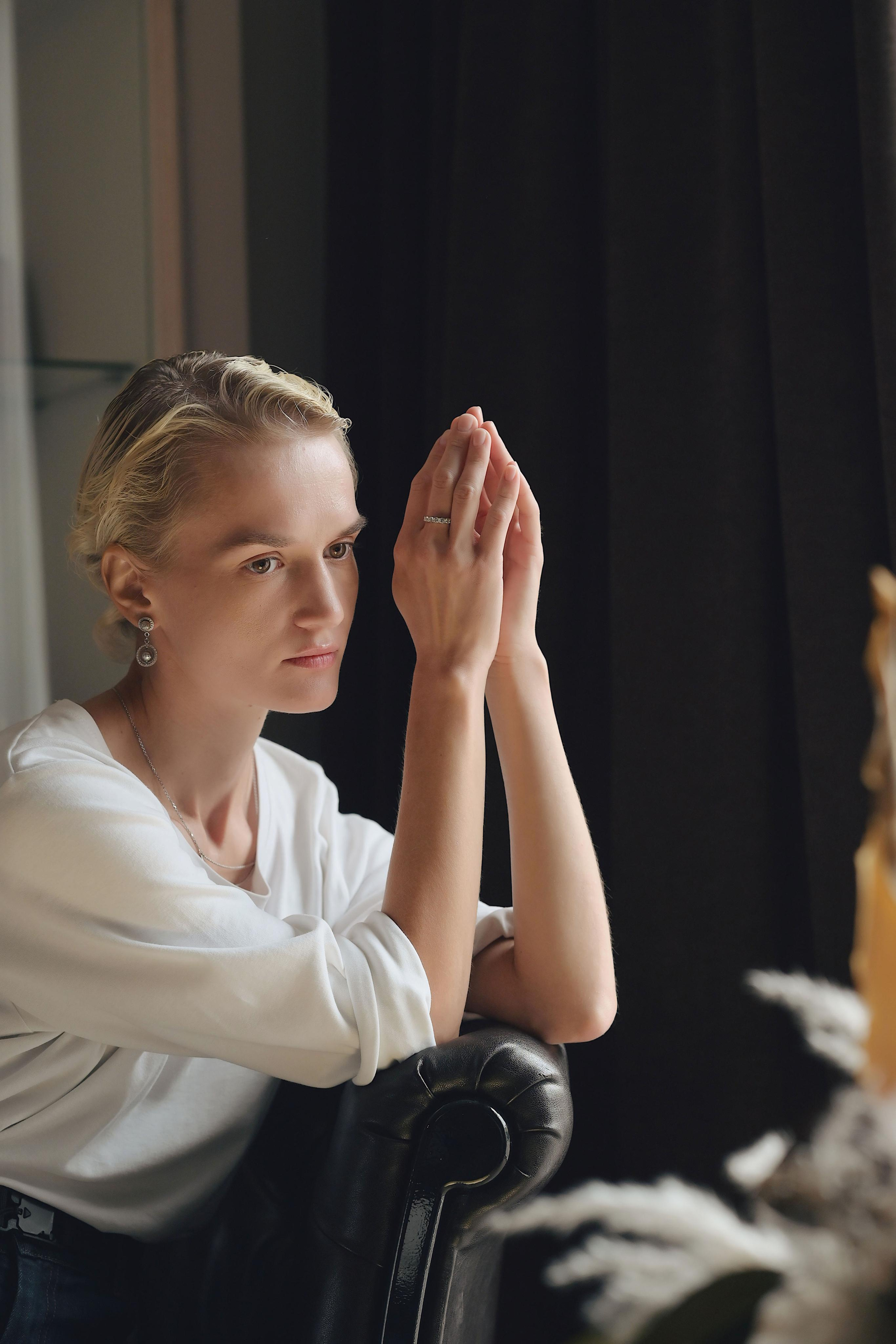 Съёмка для ювелирного бренда DYNASTY. Выпускные альбомы в современном стиле | Казань