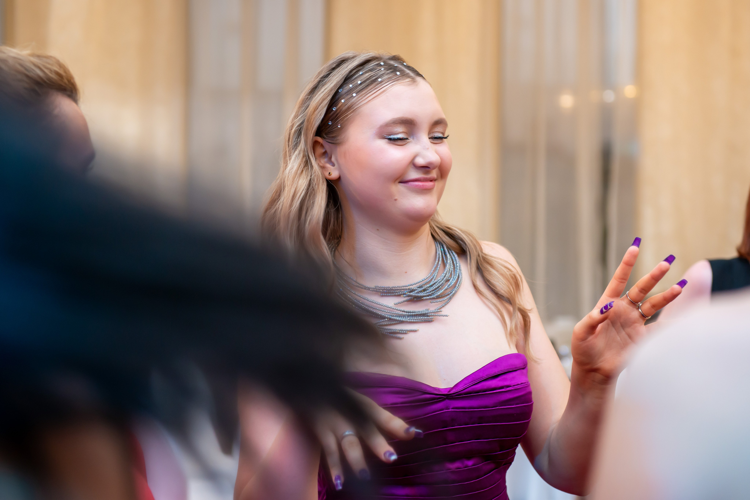 Выпускной вечер в гимназии № 37, ресторан La Ronde