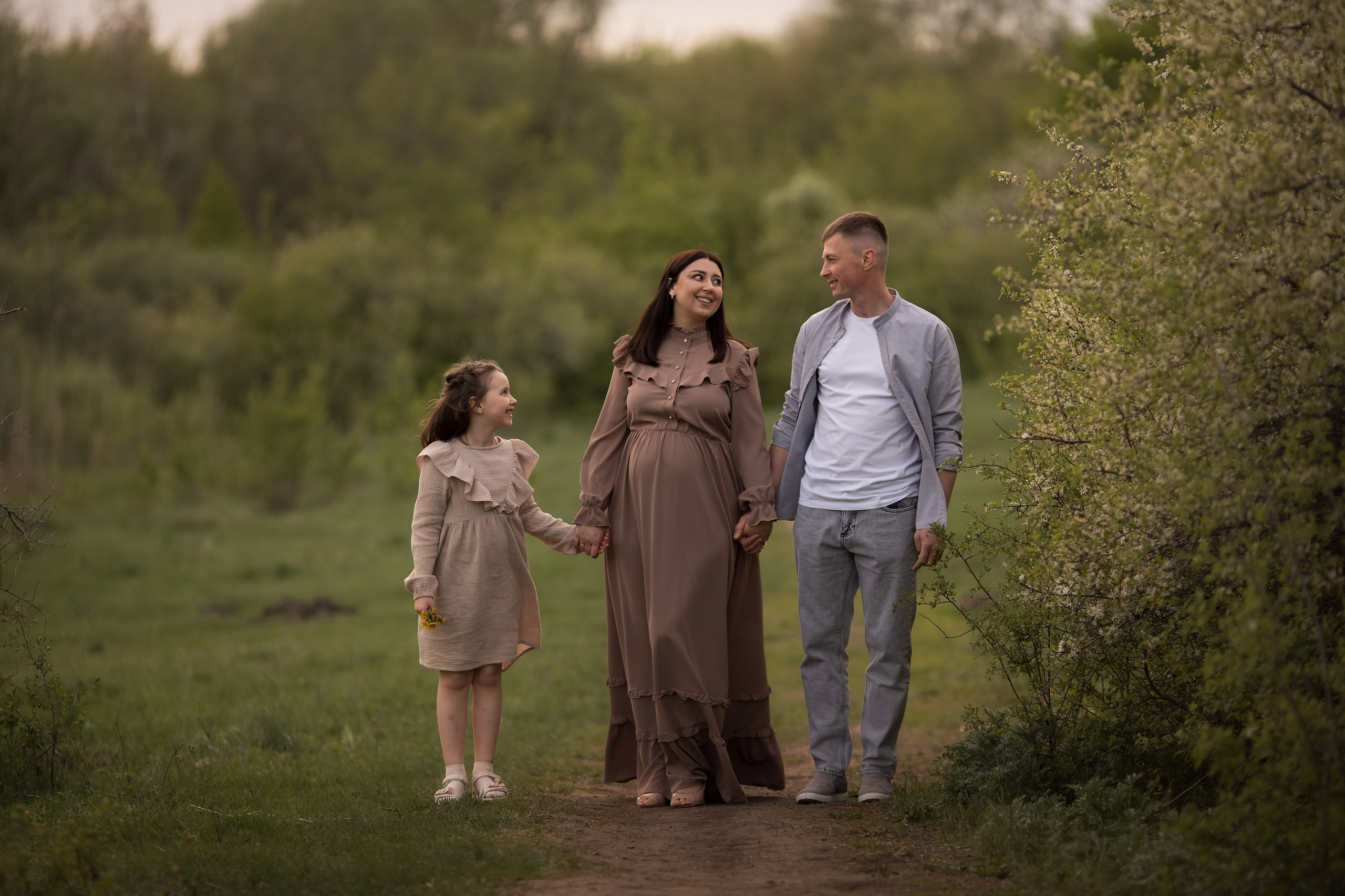 Весенний вечер. Семейный и детский фотограф в Саратове Полина Коткина