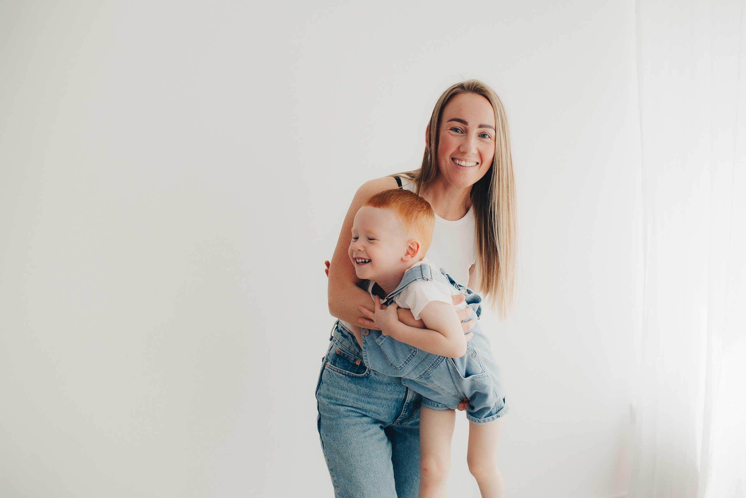 Семейная фотосессия в студии. Фотограф Евгения Мальцева, Архангельск