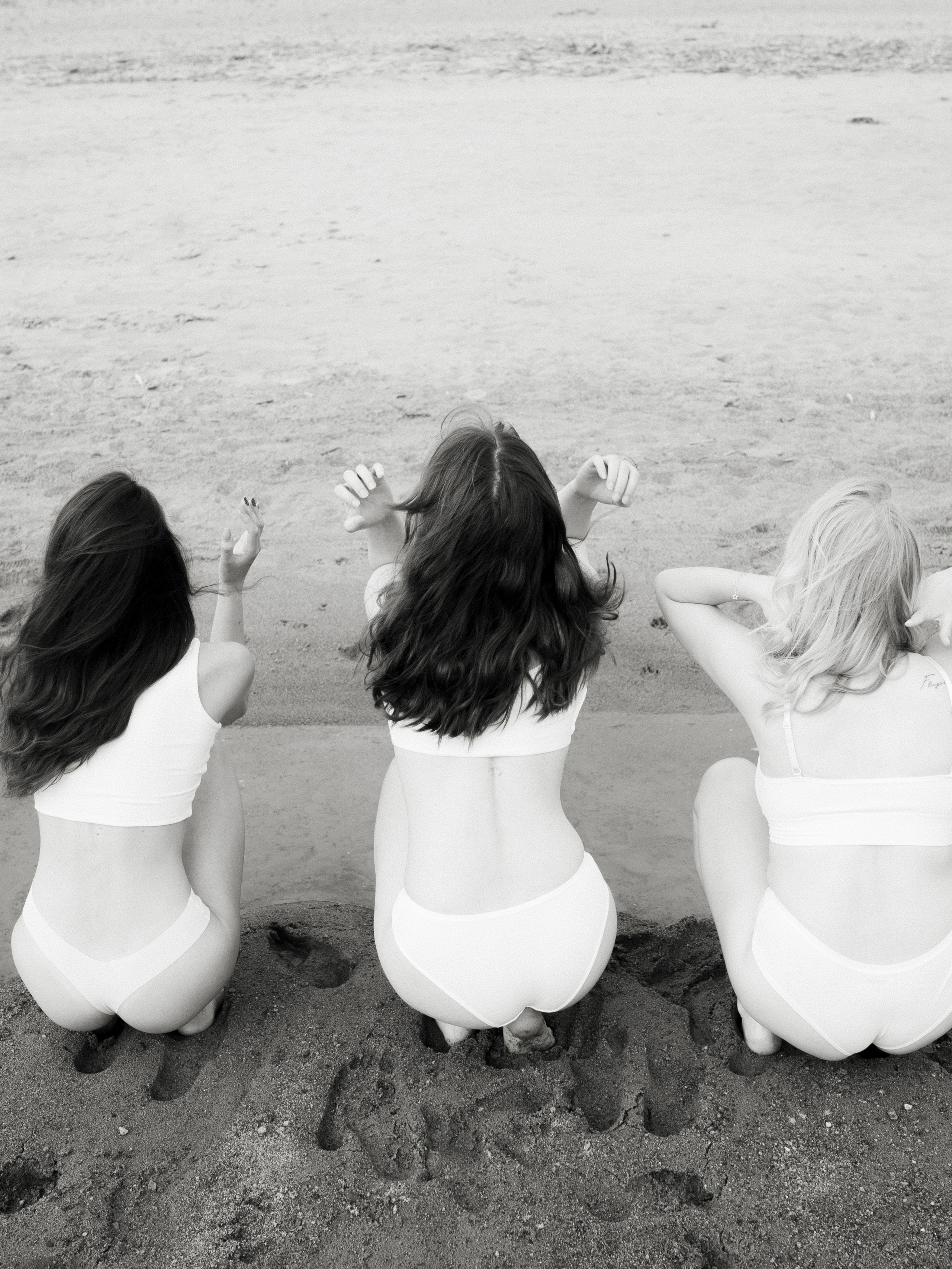 Девушки у залива. Чувственный фотограф в Санкт-Петербурге Пятнова Ксения