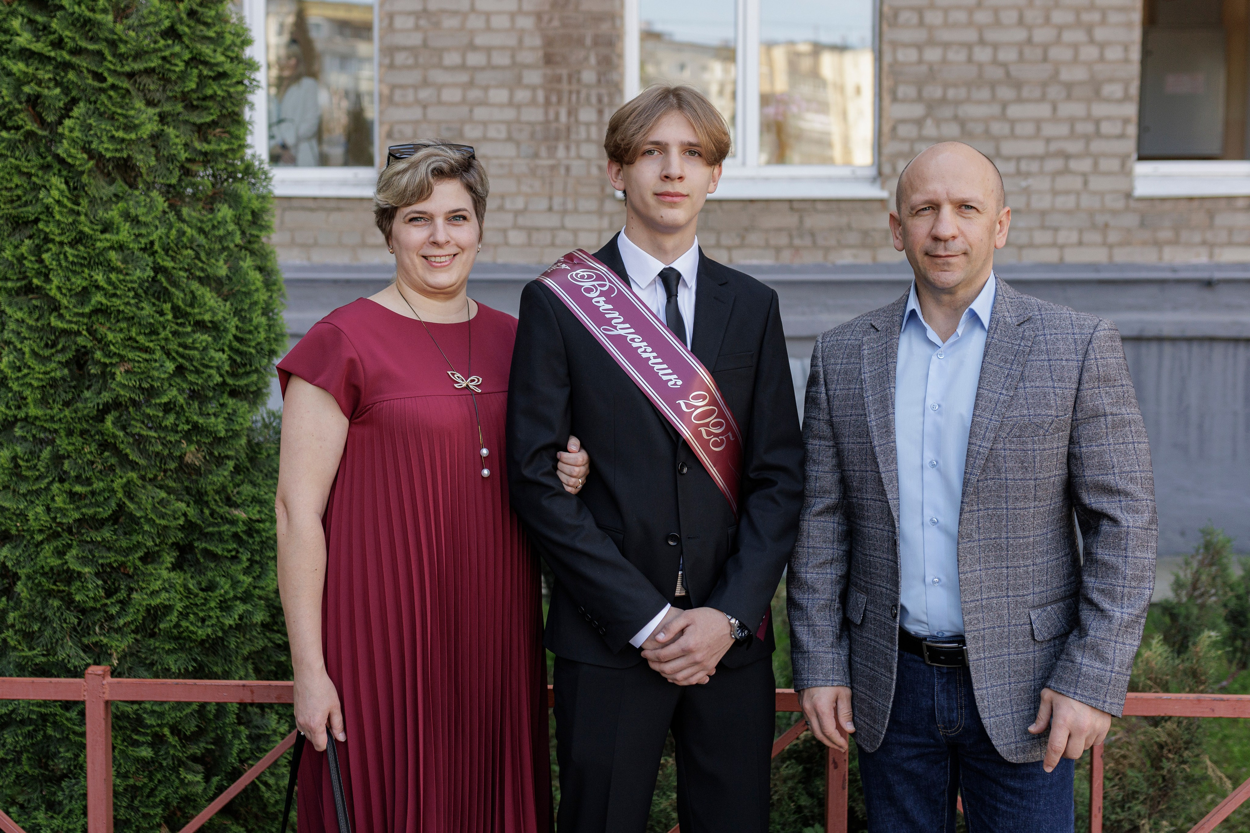 Последний звонок для учеников 11 класса. Семейный и детский фотограф в Рязани Васюгова Мария