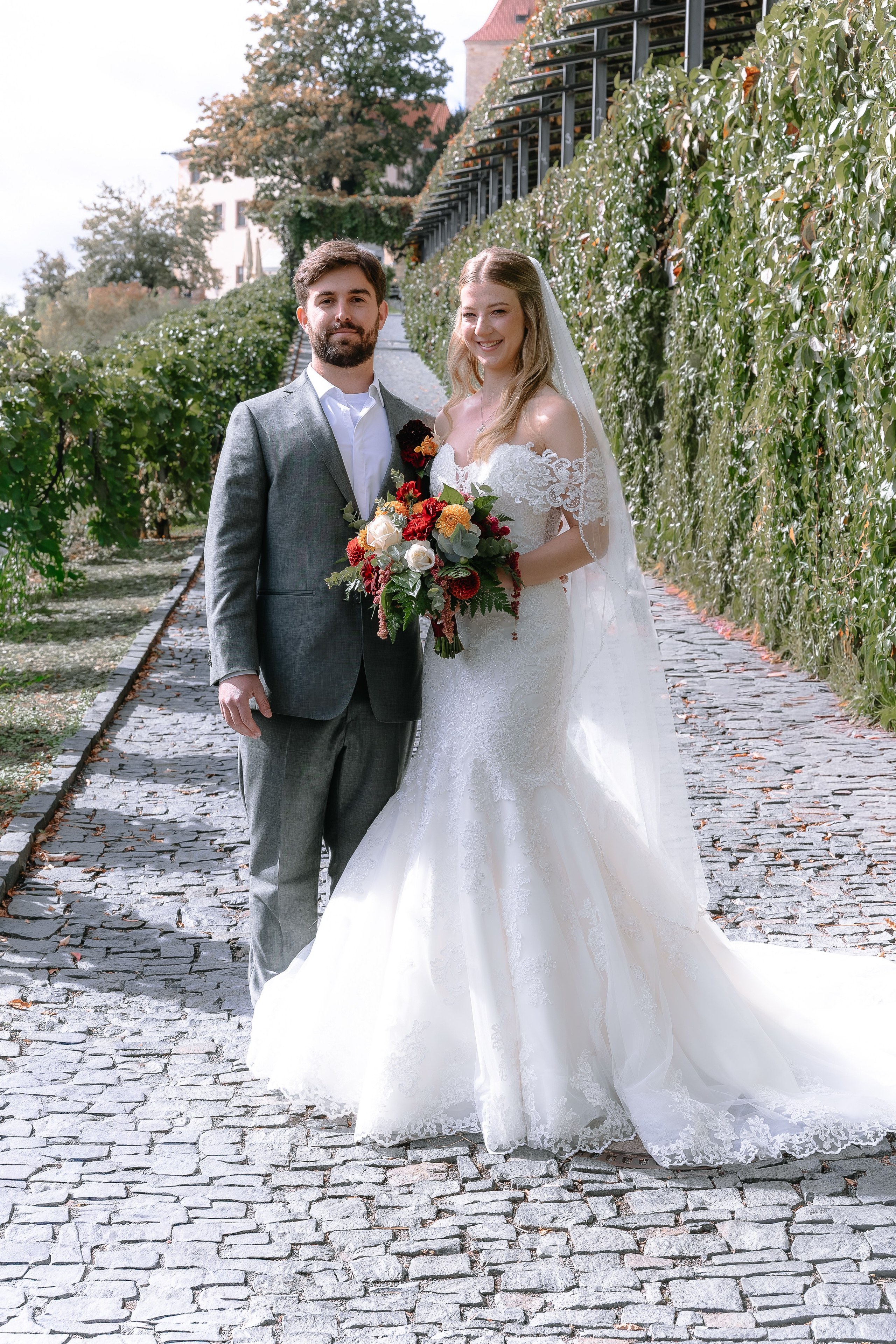 Komorní svatba ve Villa Richter v Praze | EltoPhoto