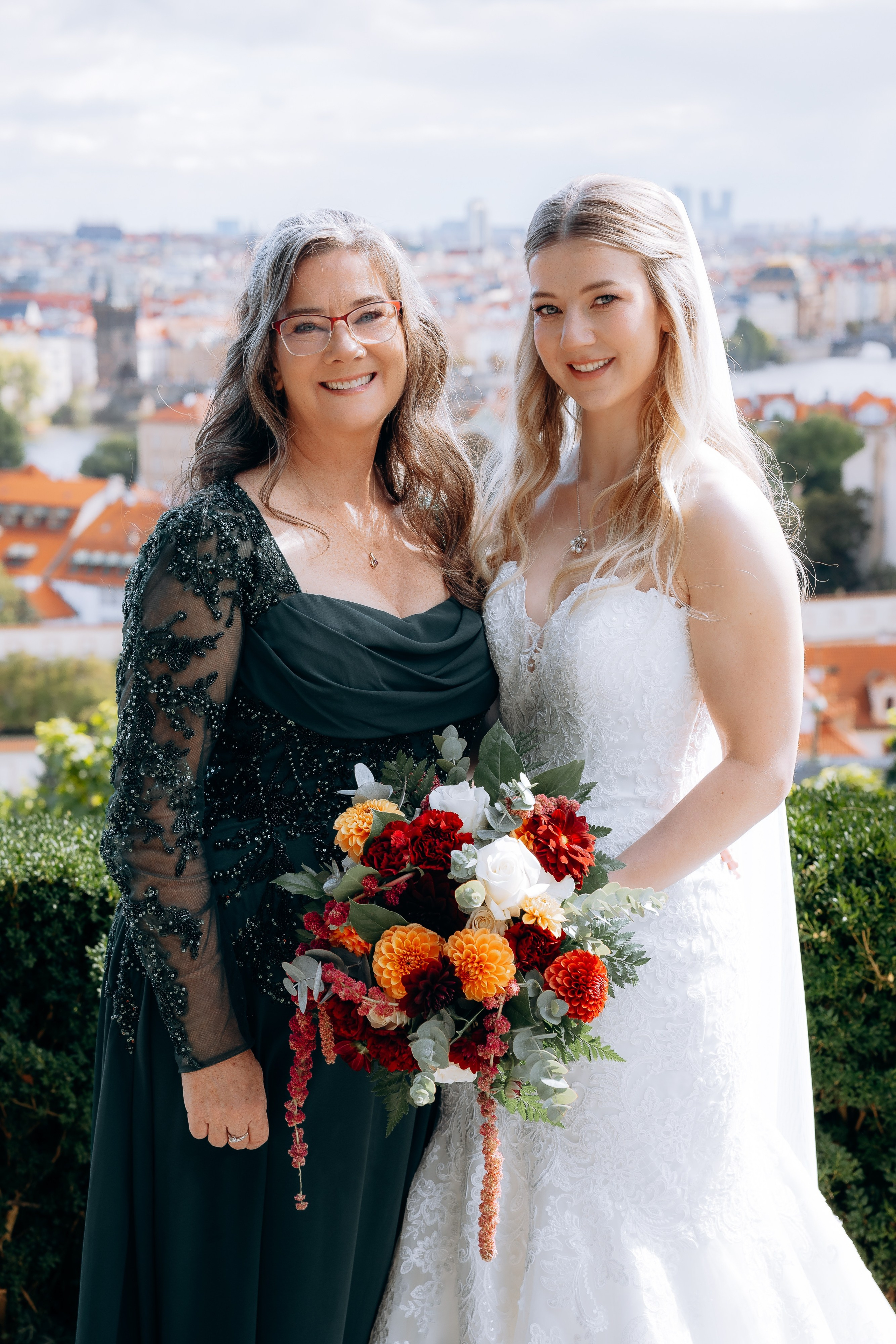 Komorní svatba ve Villa Richter v Praze | EltoPhoto