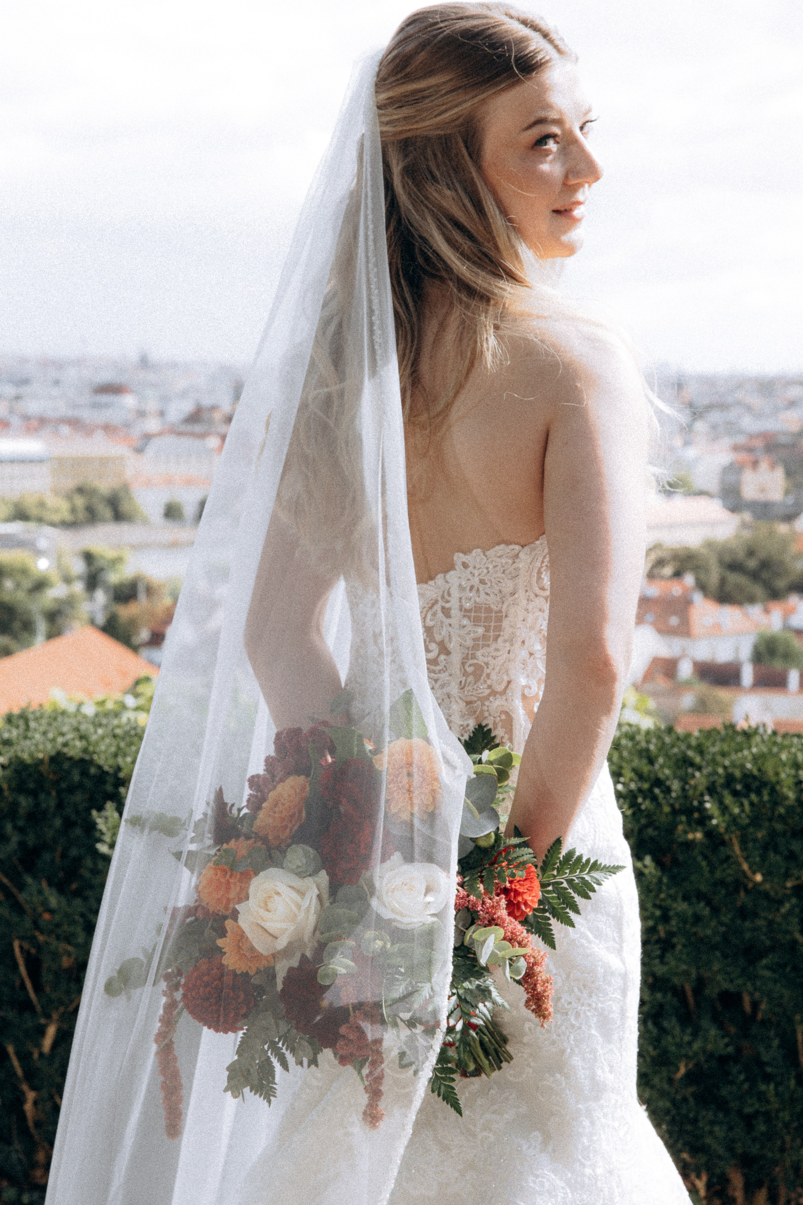 Komorní svatba ve Villa Richter v Praze | EltoPhoto