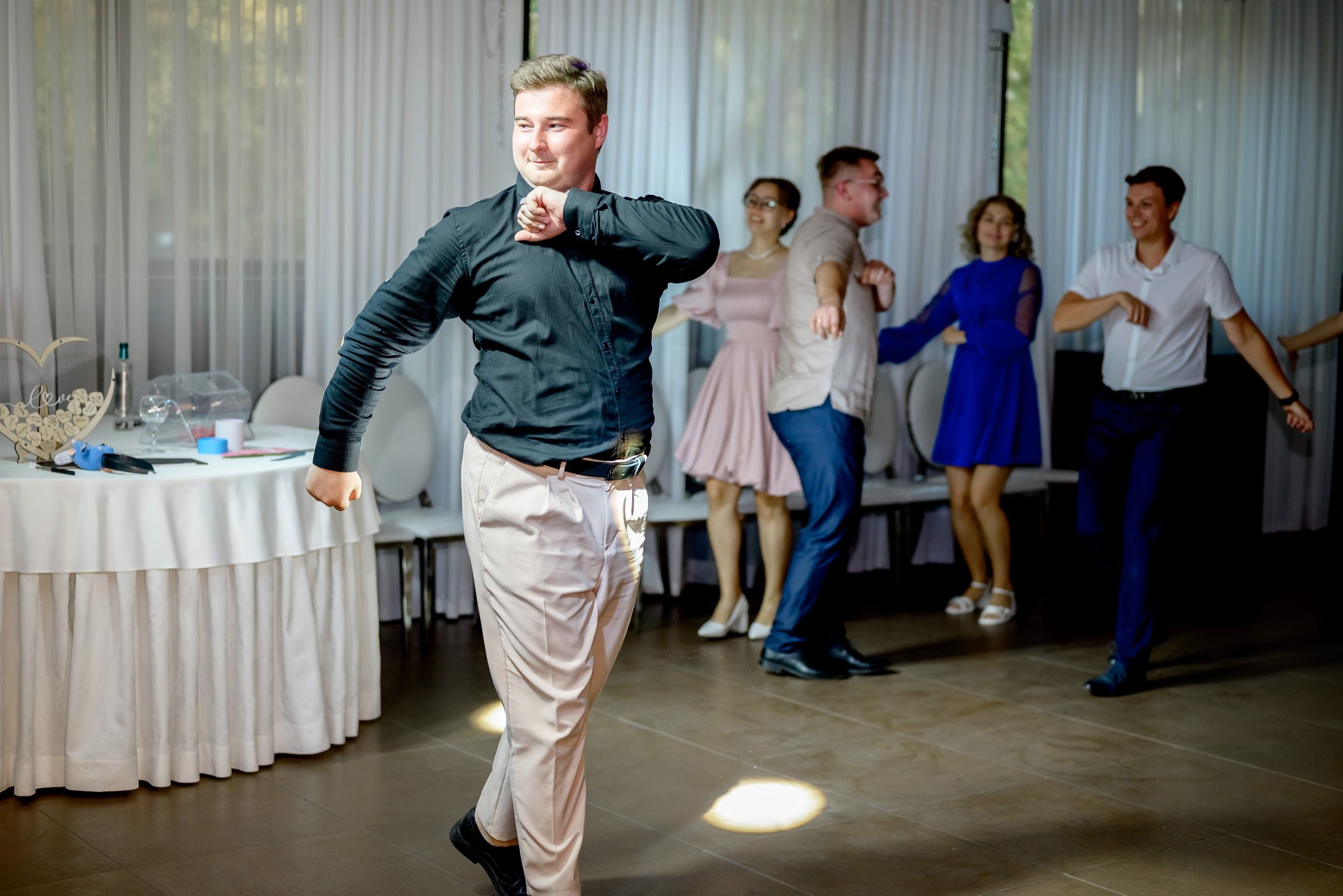 Банкетная часть. Юлия Басня семейный и свадебный фотограф в Донецке